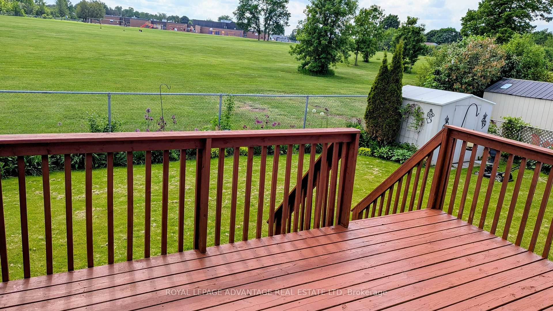 Photo 35 of 264 Glenwood Crescent, Smiths Falls — HOMEH