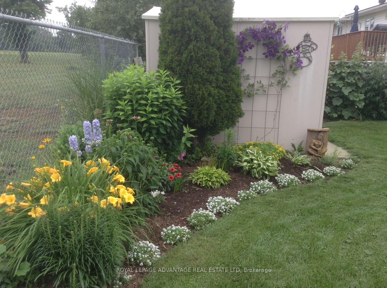 Photo 38 of 264 Glenwood Crescent, Smiths Falls — HOMEH