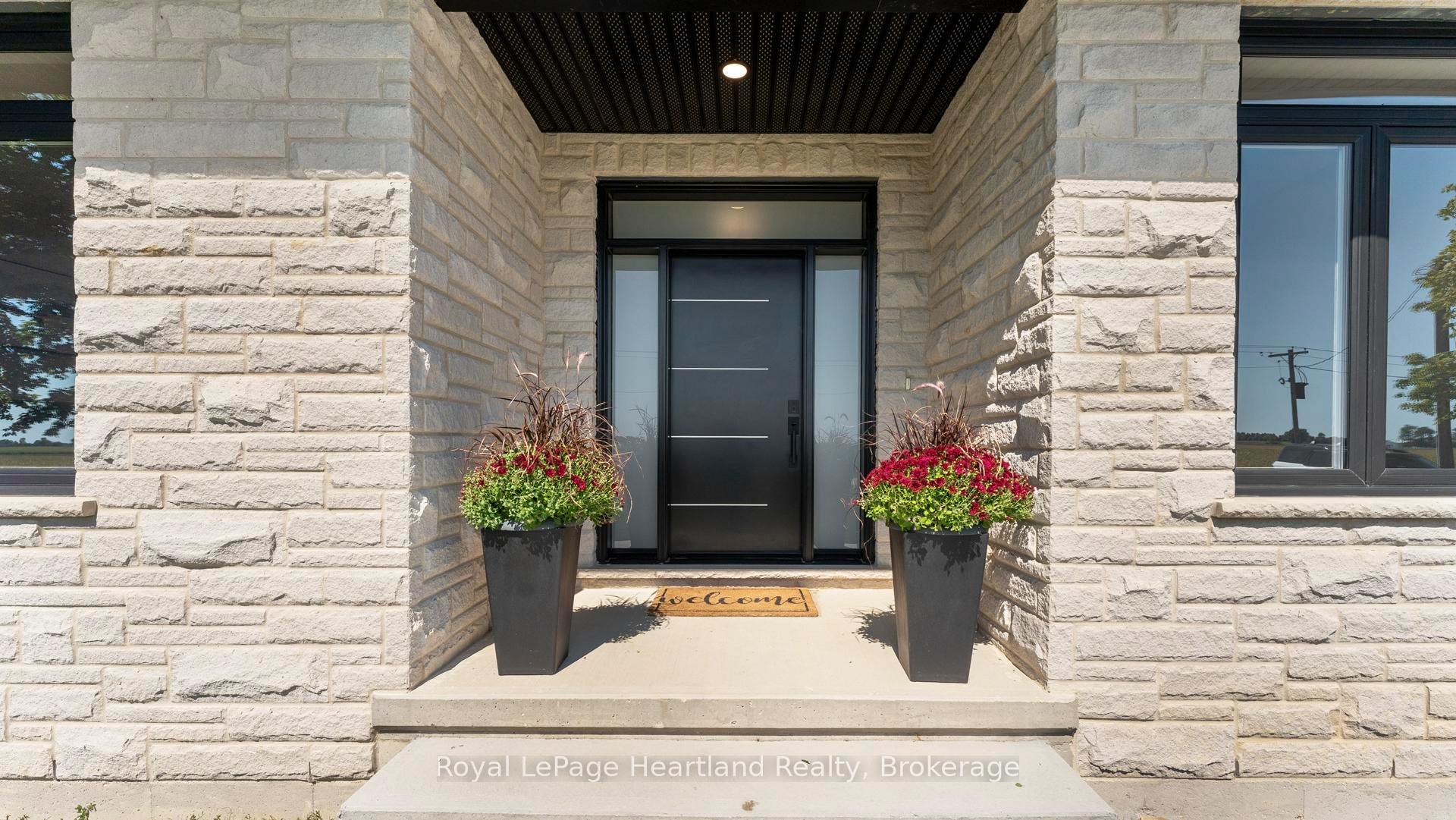 Photo 5 of 40282 Huron Street, South Huron, Exeter — HOMEH
