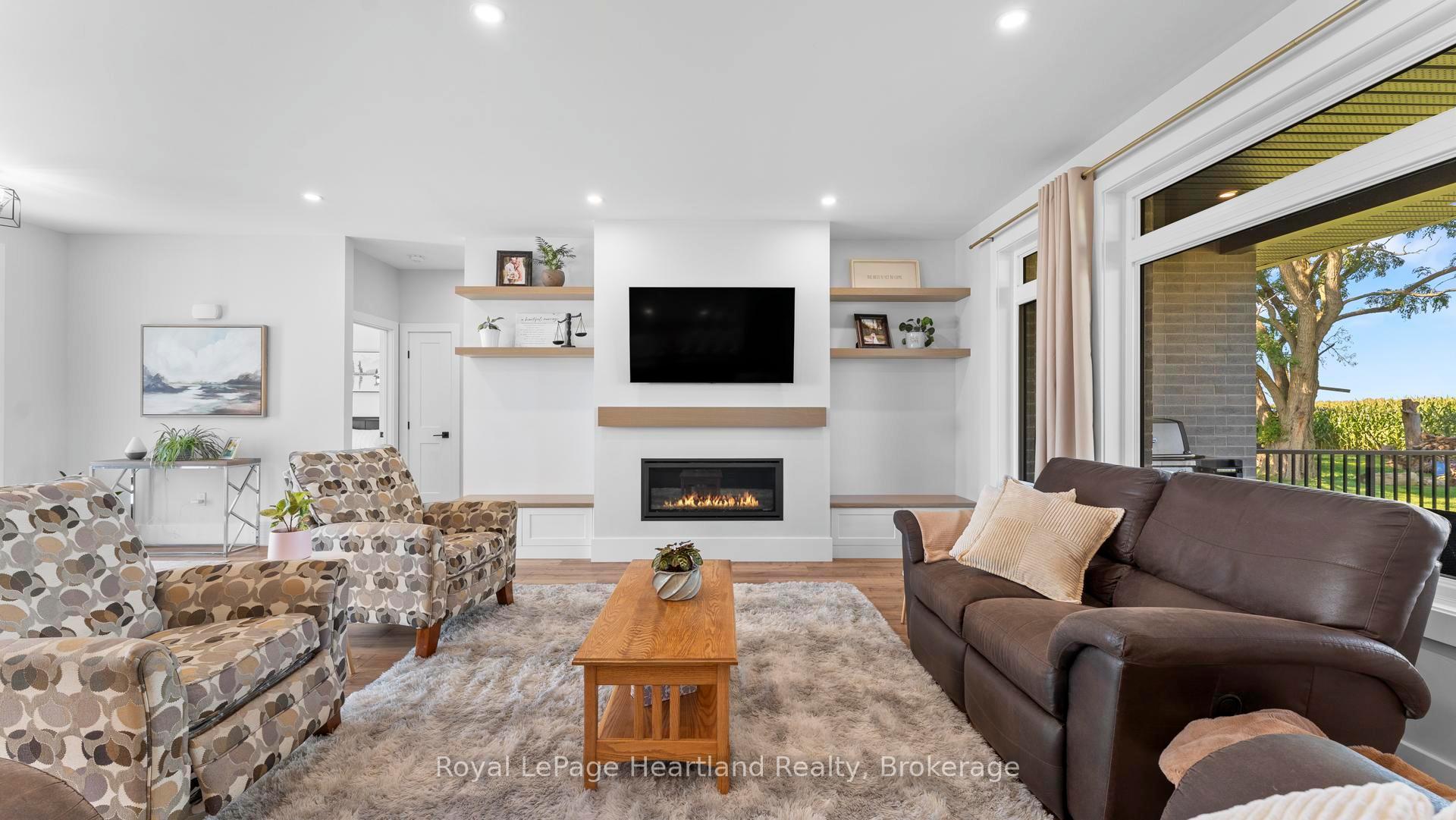 Photo 11 of 40282 Huron Street, South Huron, Exeter — HOMEH