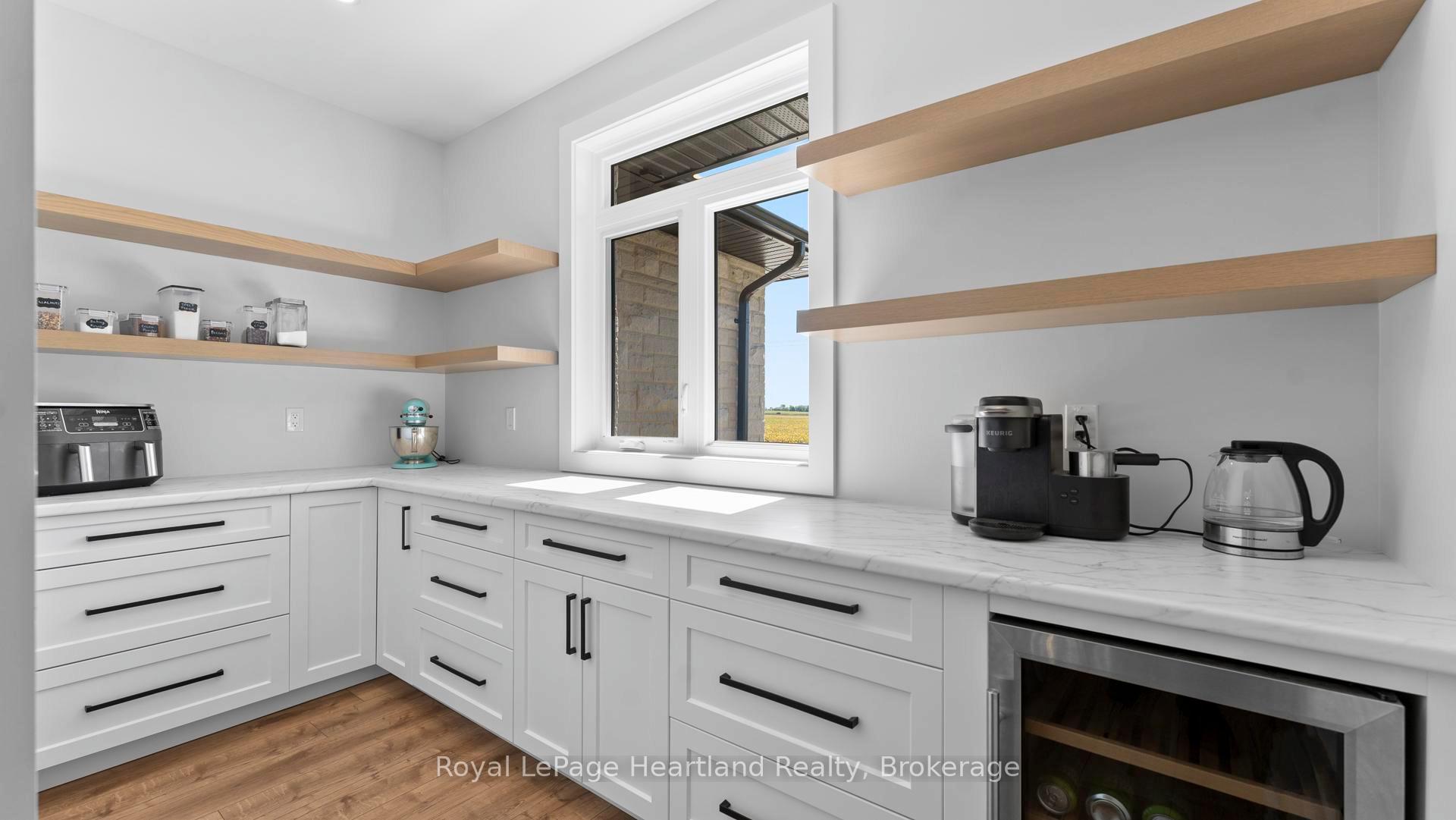 Photo 18 of 40282 Huron Street, South Huron, Exeter — HOMEH