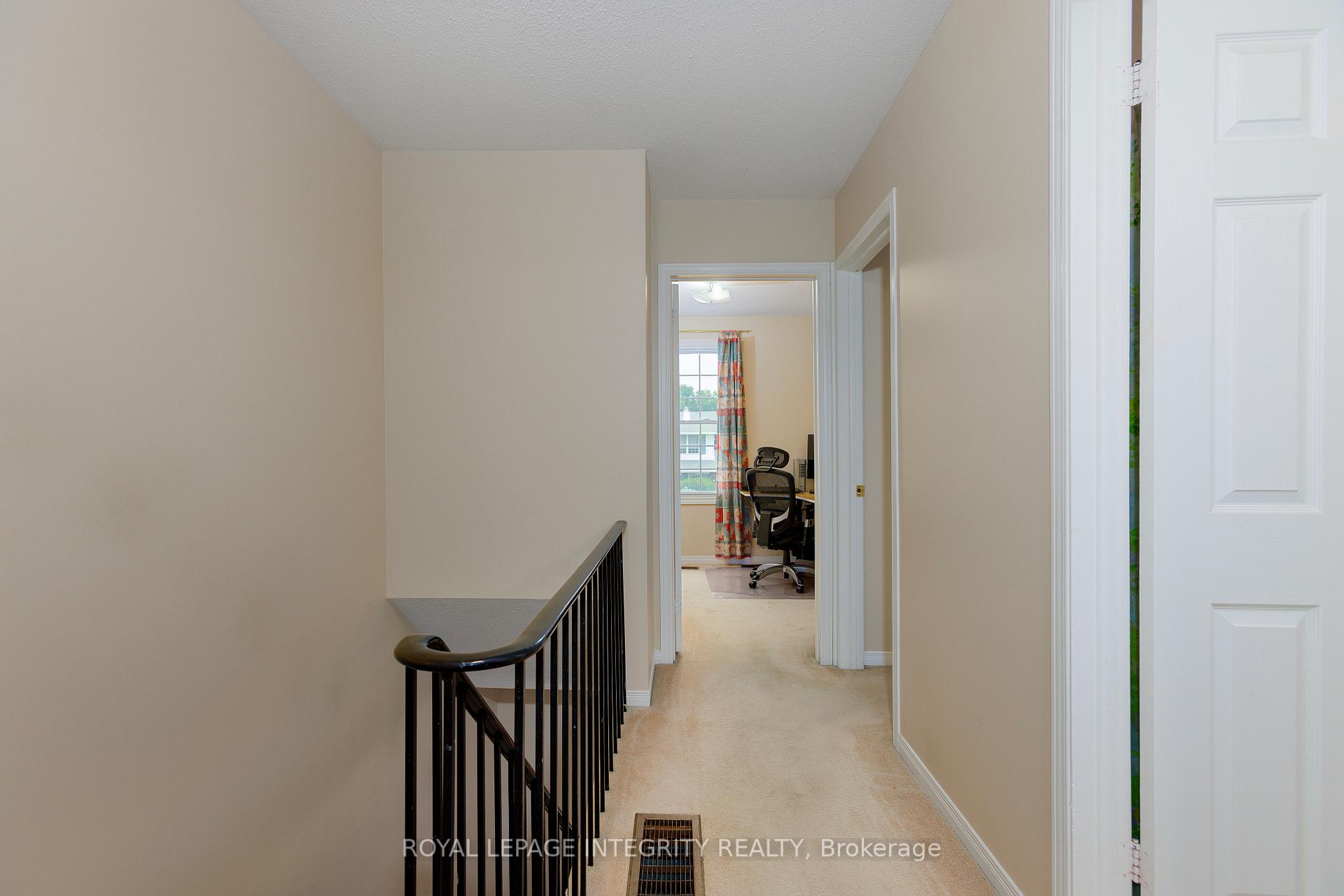 Photo 17 of 11 Higgins Road, Ottawa, Briargreen — HOMEH