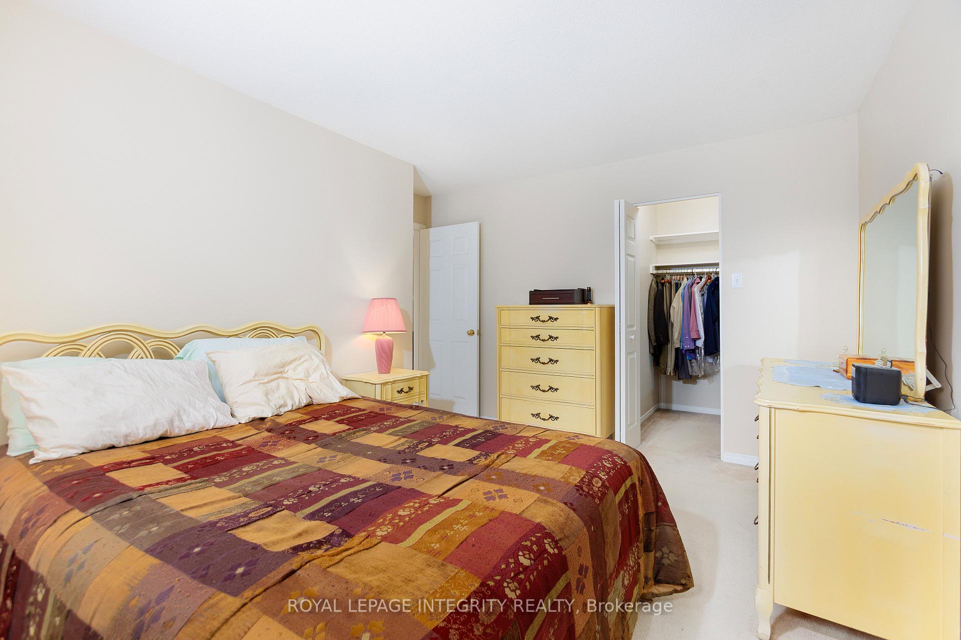 Photo 19 of 11 Higgins Road, Ottawa, Briargreen — HOMEH