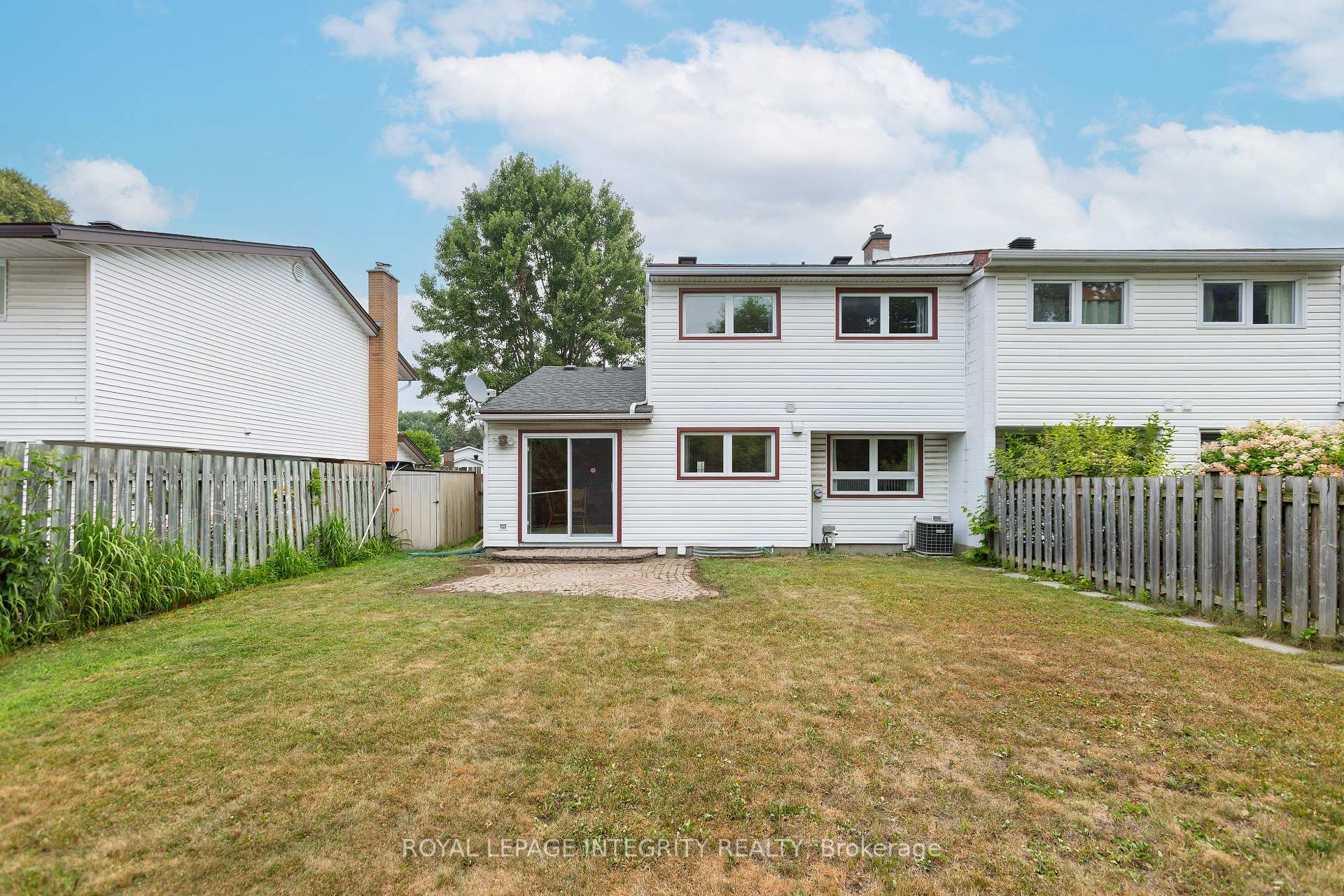 Photo 38 of 11 Higgins Road, Ottawa, Briargreen — HOMEH