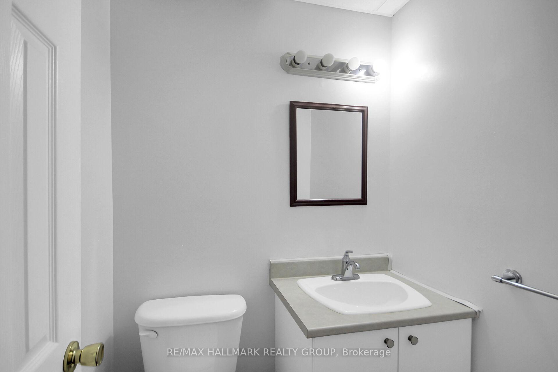 Photo 39 of 41 Grady Crescent, Ottawa, Sheahan Estates/Trend Village — HOMEH