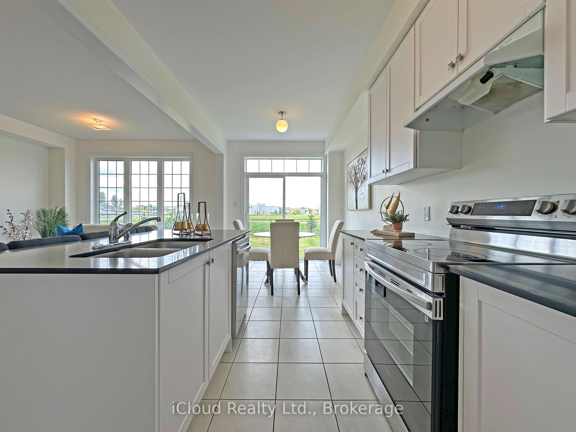 Photo 9 of 548 Red Elm Drive, Shelburne — HOMEH