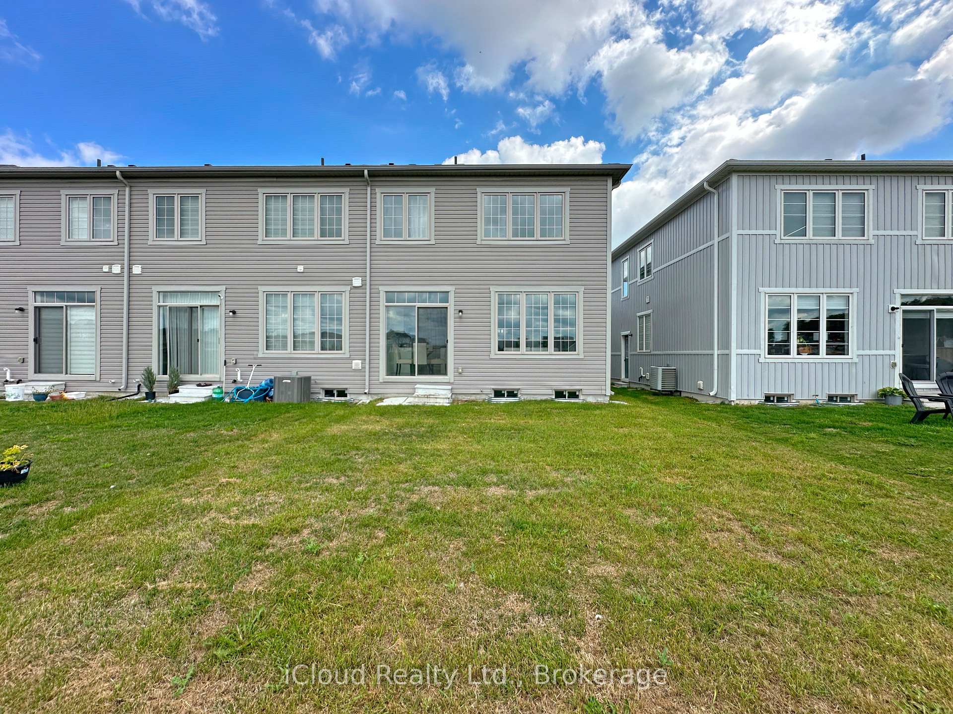 Photo 37 of 548 Red Elm Drive, Shelburne — HOMEH