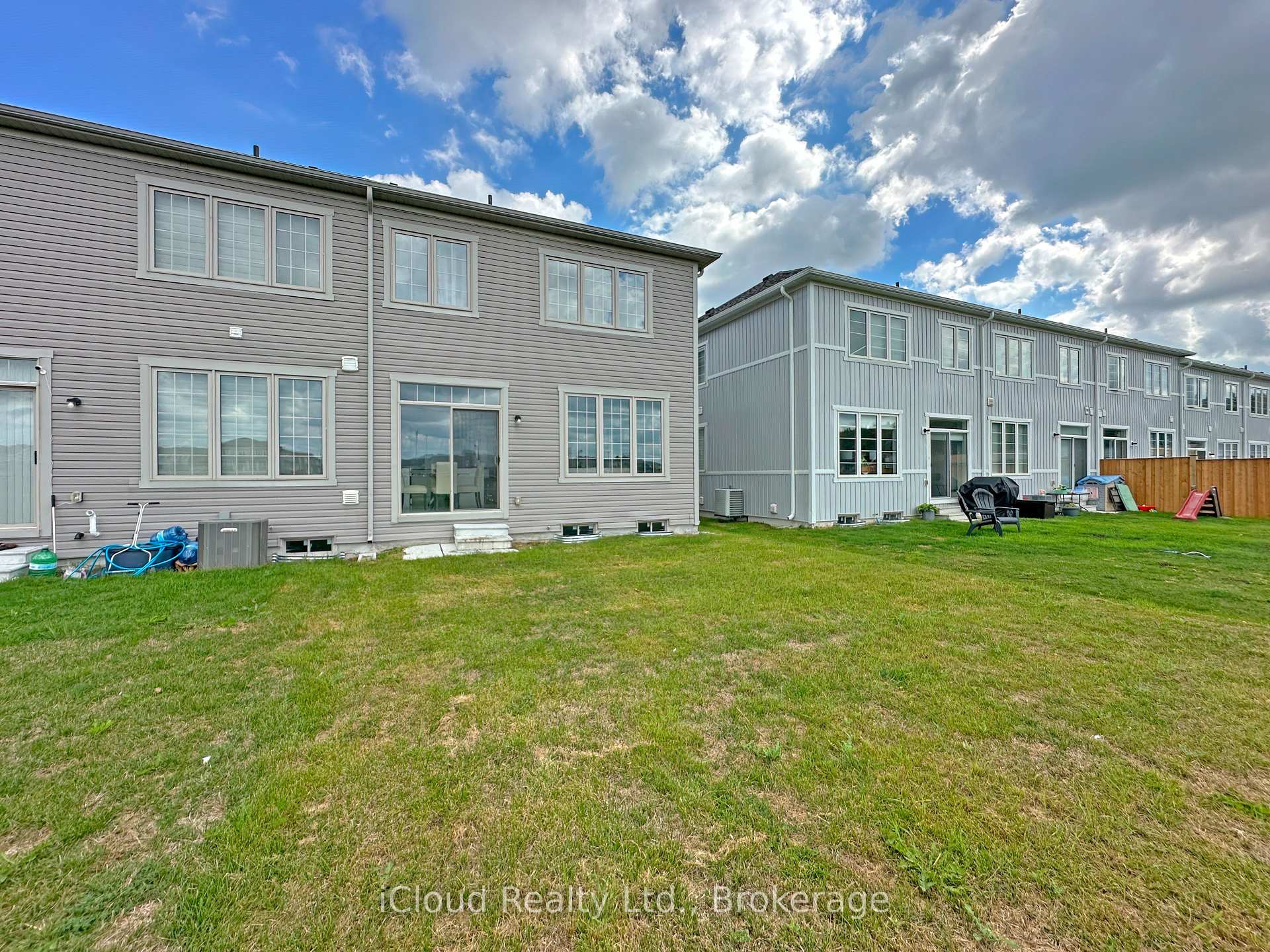 Photo 38 of 548 Red Elm Drive, Shelburne — HOMEH
