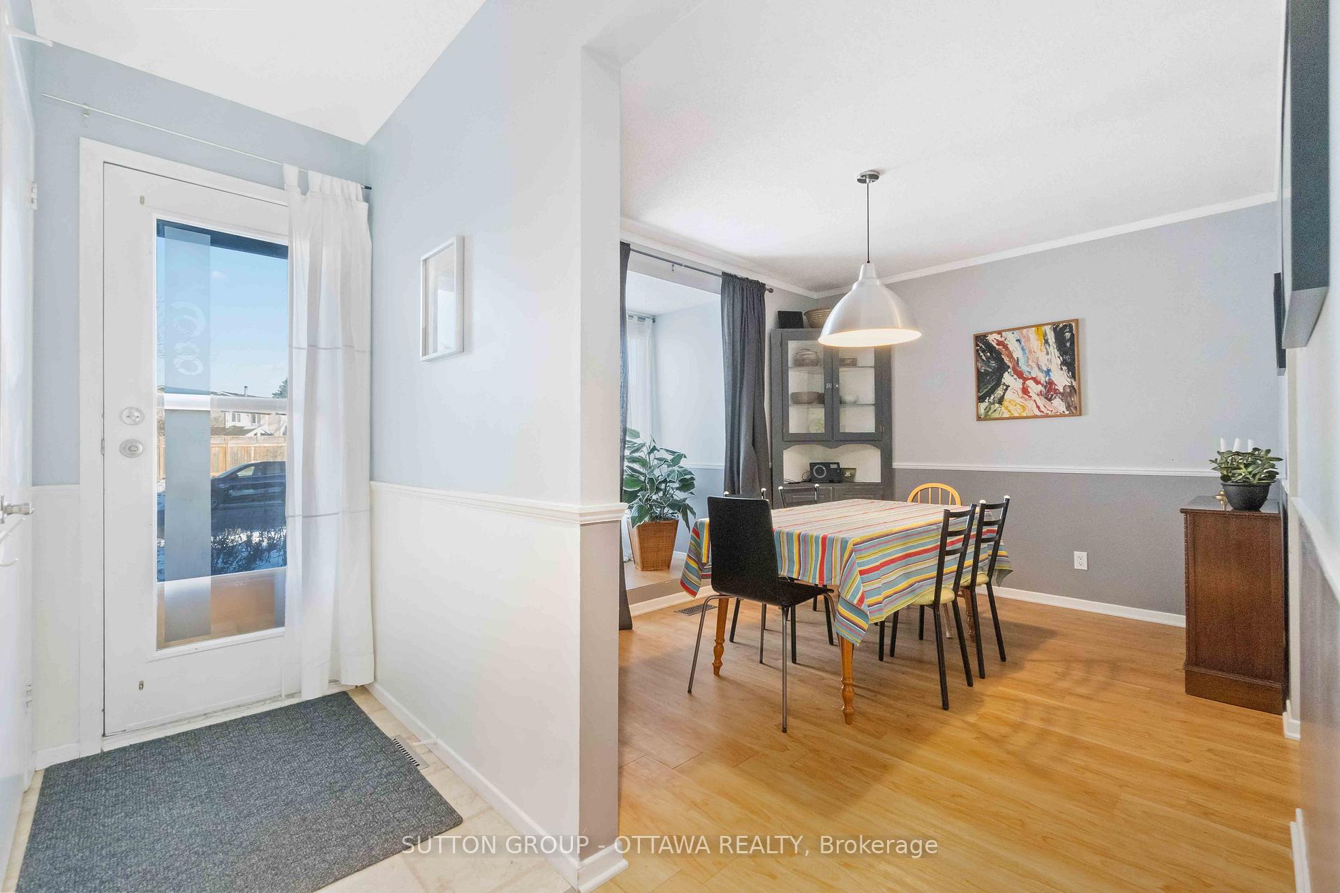 Photo 4 of 68 Elvaston Avenue, Ottawa, Craig Henry/Woodvale — HOMEH