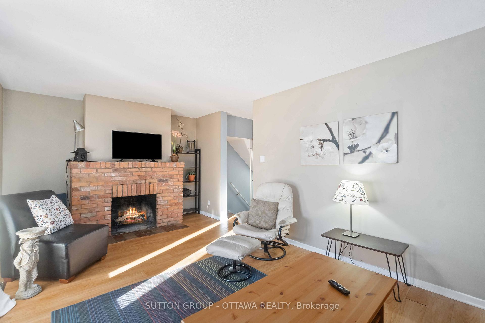 Photo 10 of 68 Elvaston Avenue, Ottawa, Craig Henry/Woodvale — HOMEH