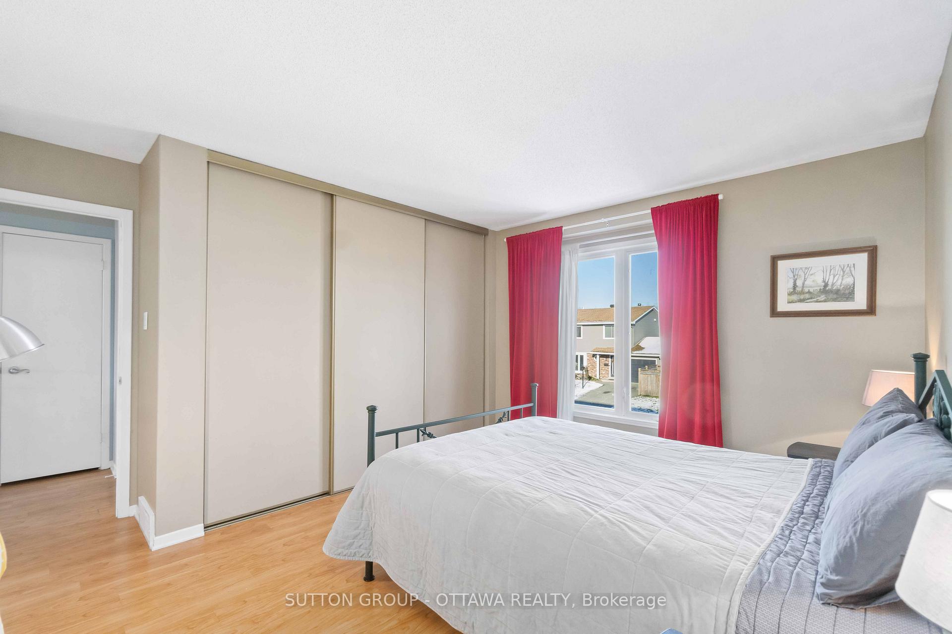 Photo 14 of 68 Elvaston Avenue, Ottawa, Craig Henry/Woodvale — HOMEH
