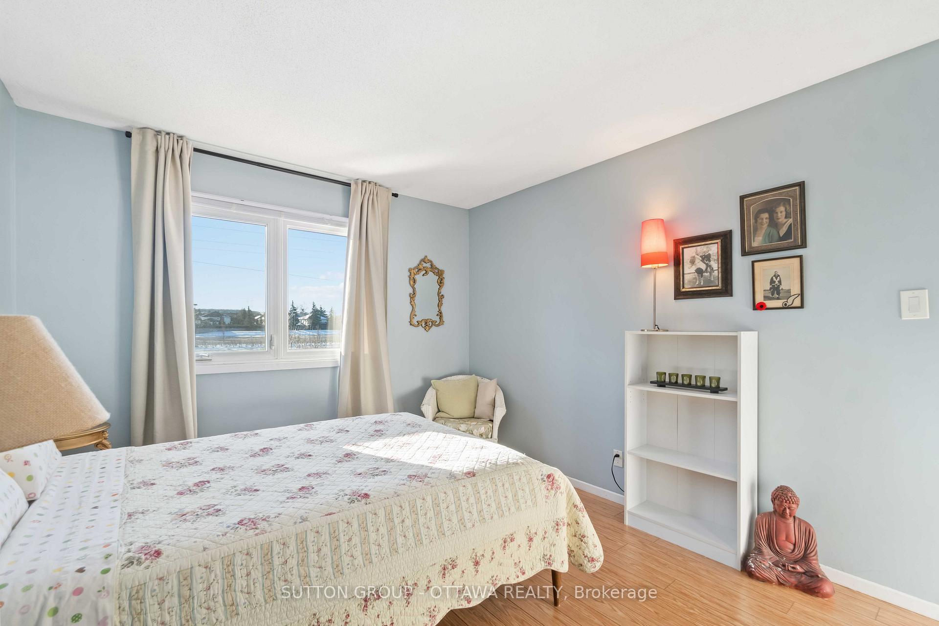 Photo 19 of 68 Elvaston Avenue, Ottawa, Craig Henry/Woodvale — HOMEH