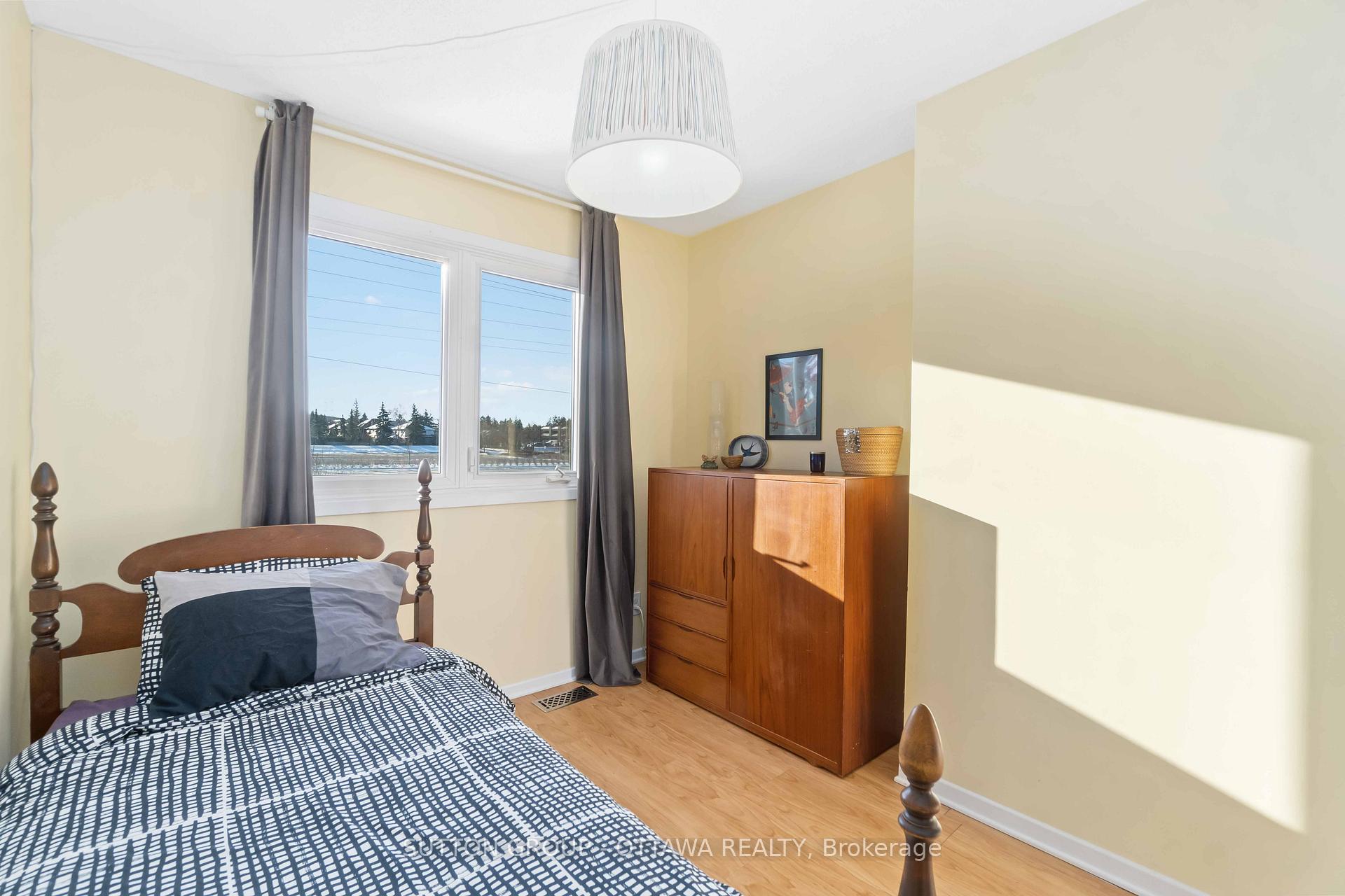Photo 21 of 68 Elvaston Avenue, Ottawa, Craig Henry/Woodvale — HOMEH