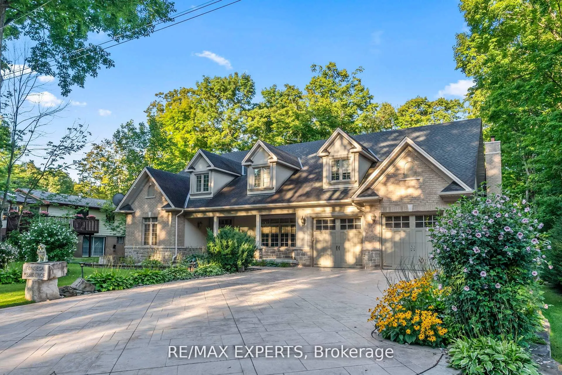 Front of 431 Manley Crescent