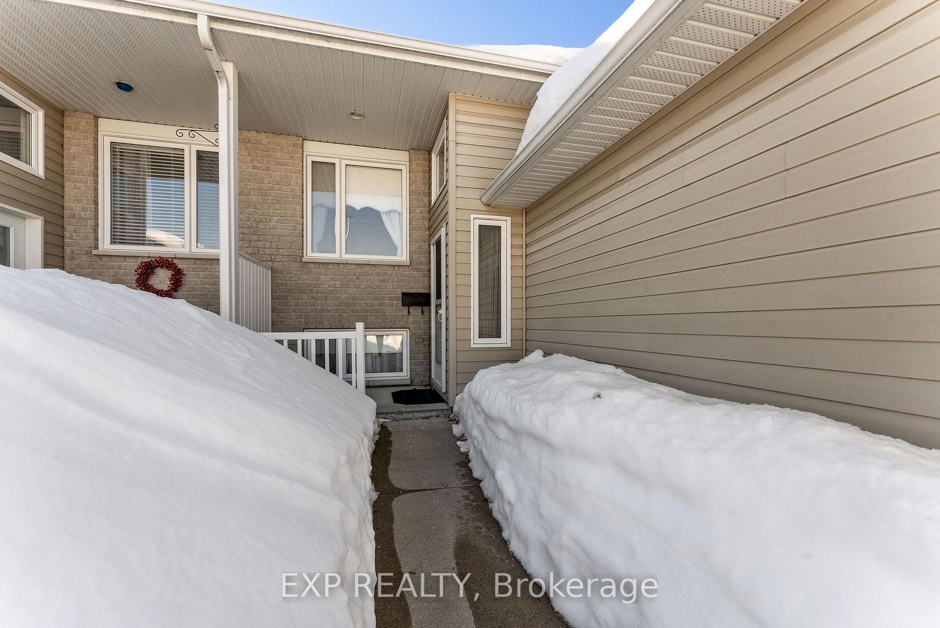 Photo 2 of 840 Eighth Street, Renfrew — HOMEH