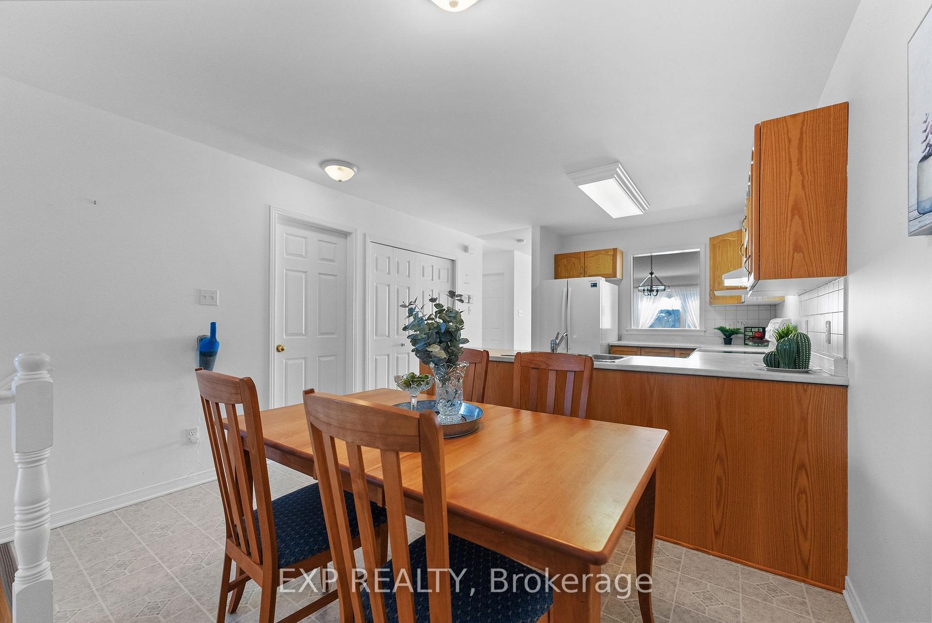Photo 5 of 840 Eighth Street, Renfrew — HOMEH
