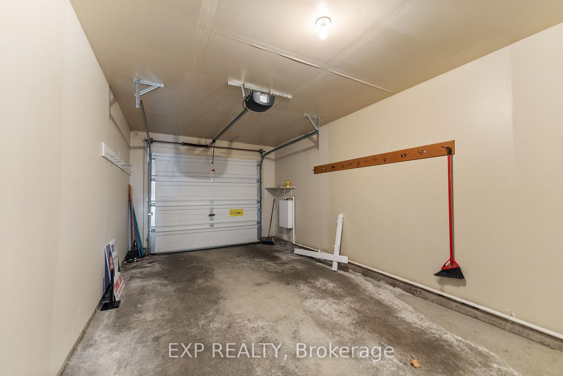 Photo 20 of 840 Eighth Street, Renfrew — HOMEH