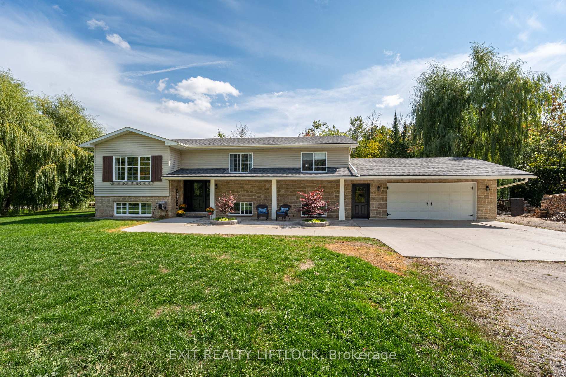 Front of 290 McClennan Drive
