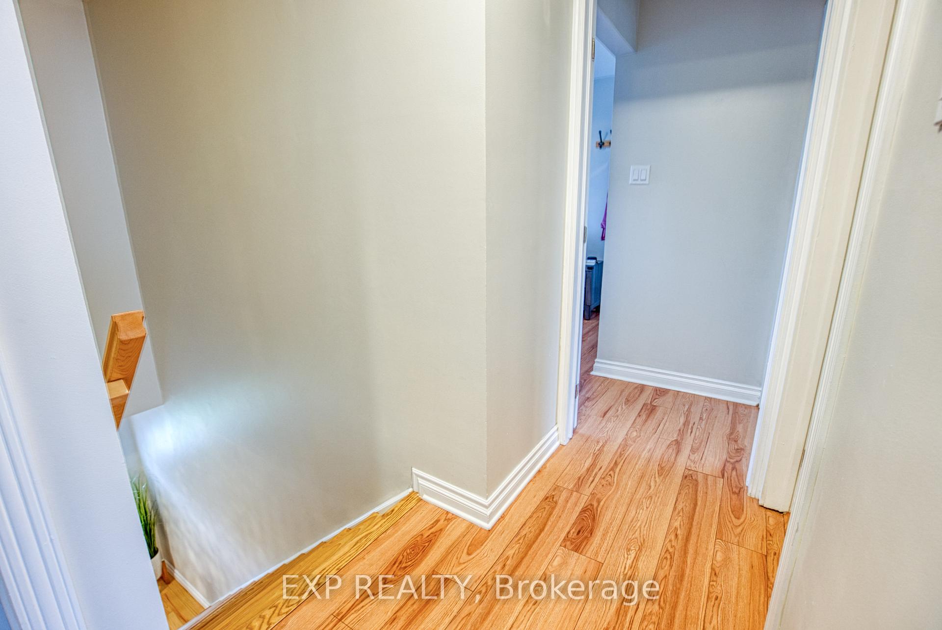 Photo 24 of 33 Elvaston Avenue, Ottawa, Craig Henry/Woodvale — HOMEH
