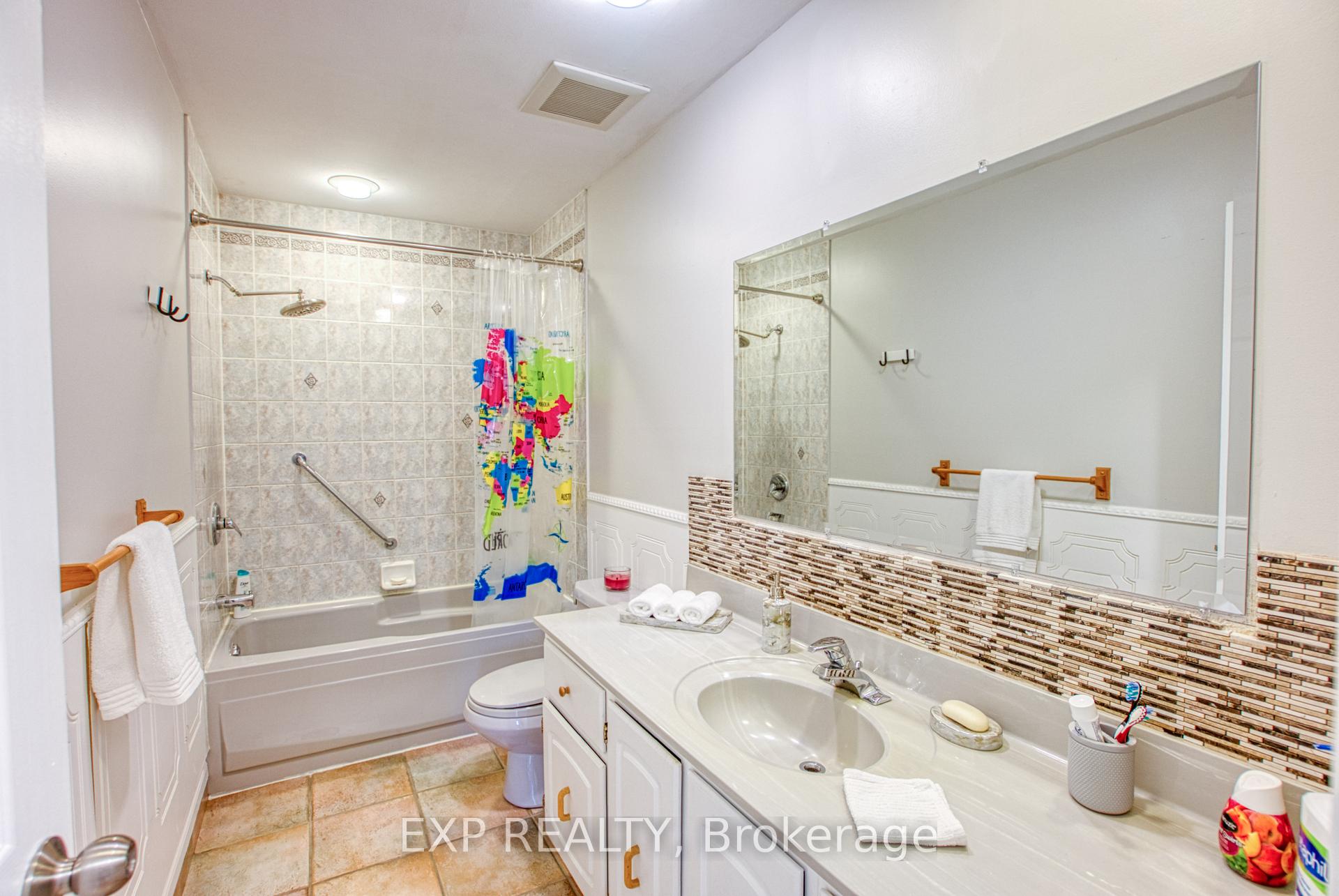 Photo 30 of 33 Elvaston Avenue, Ottawa, Craig Henry/Woodvale — HOMEH