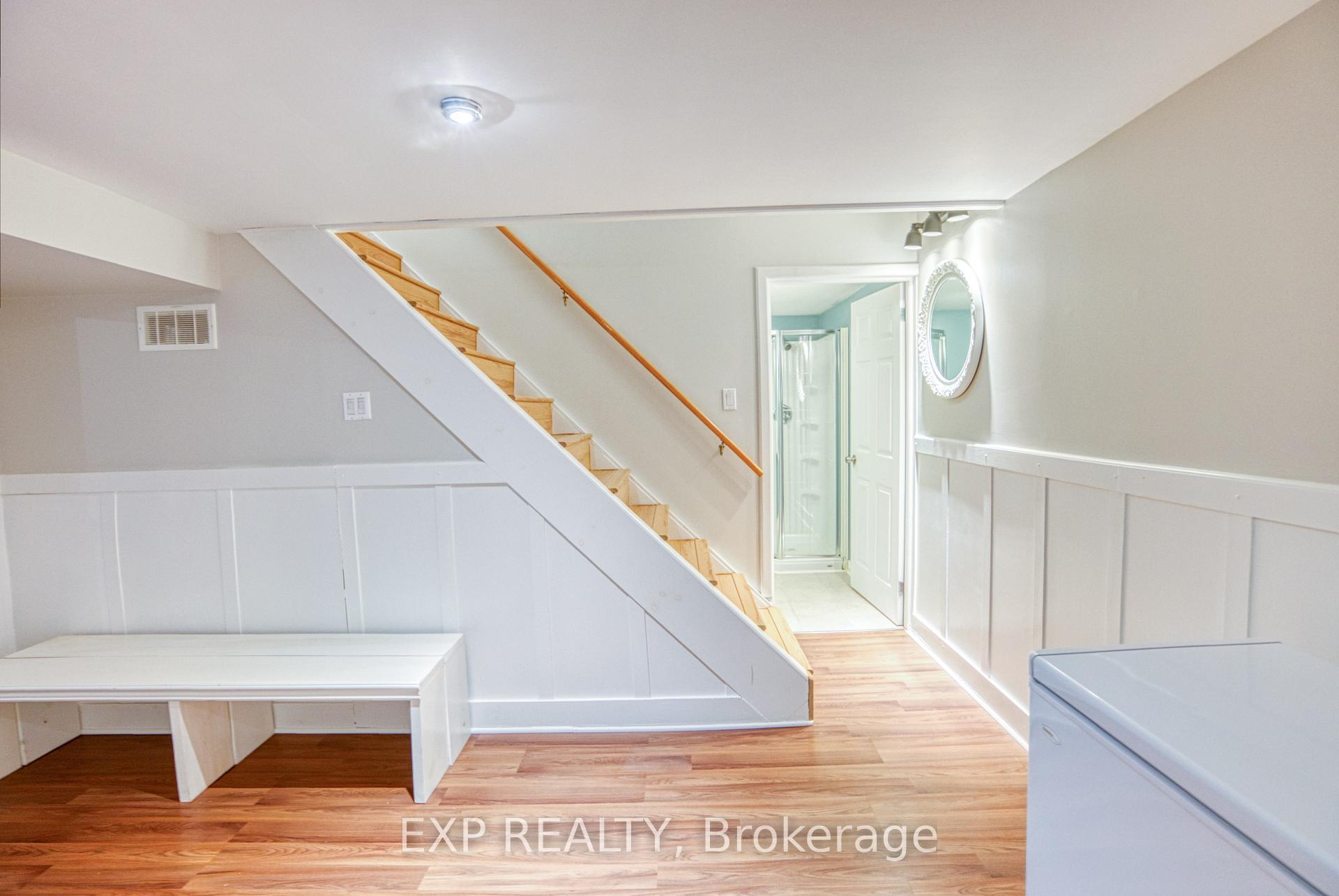 Photo 40 of 33 Elvaston Avenue, Ottawa, Craig Henry/Woodvale — HOMEH