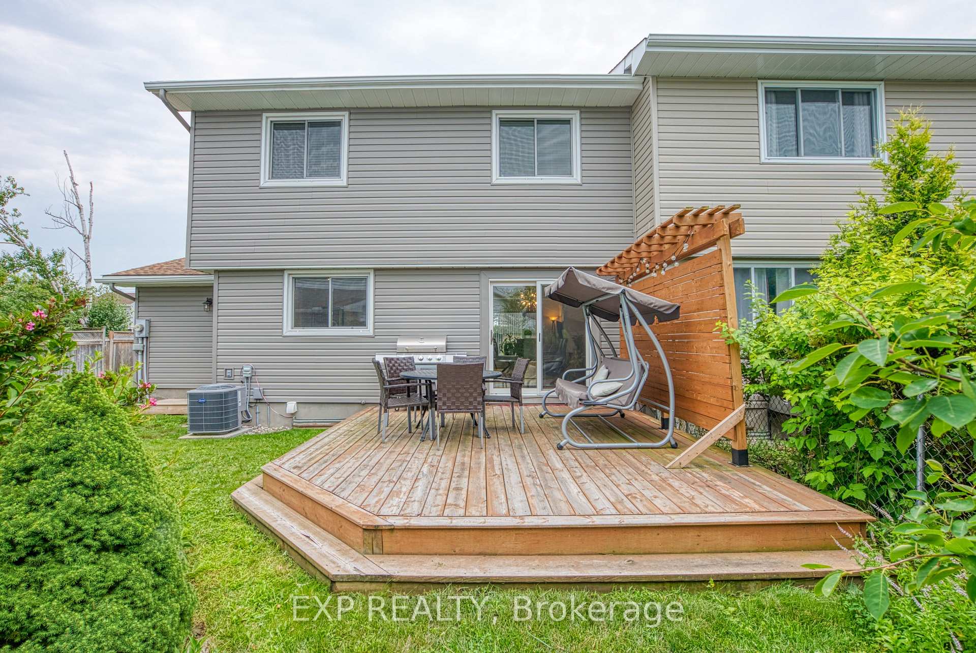 Photo 48 of 33 Elvaston Avenue, Ottawa, Craig Henry/Woodvale — HOMEH
