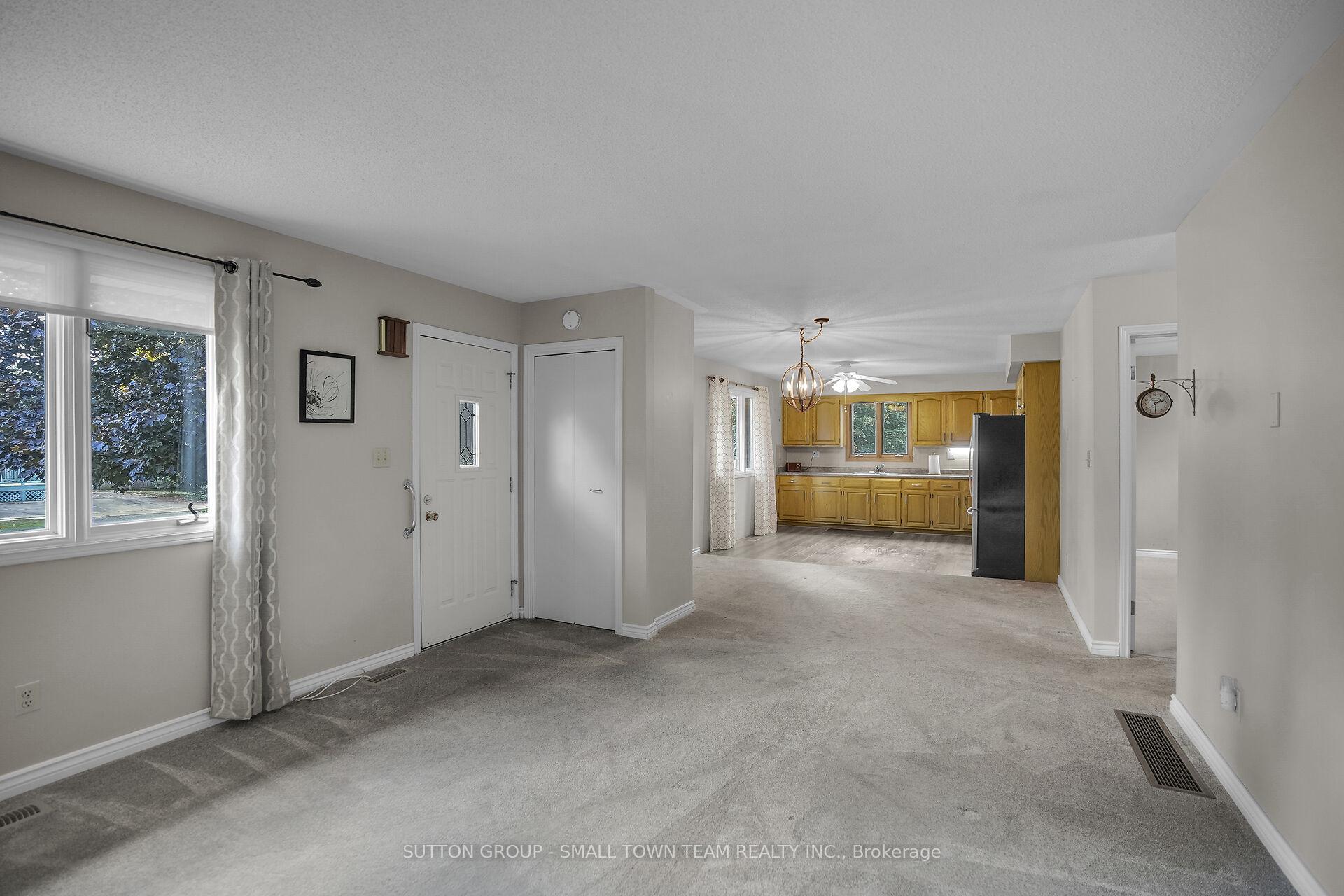 Photo 9 of 110 John Street W, South Huron, Exeter — HOMEH