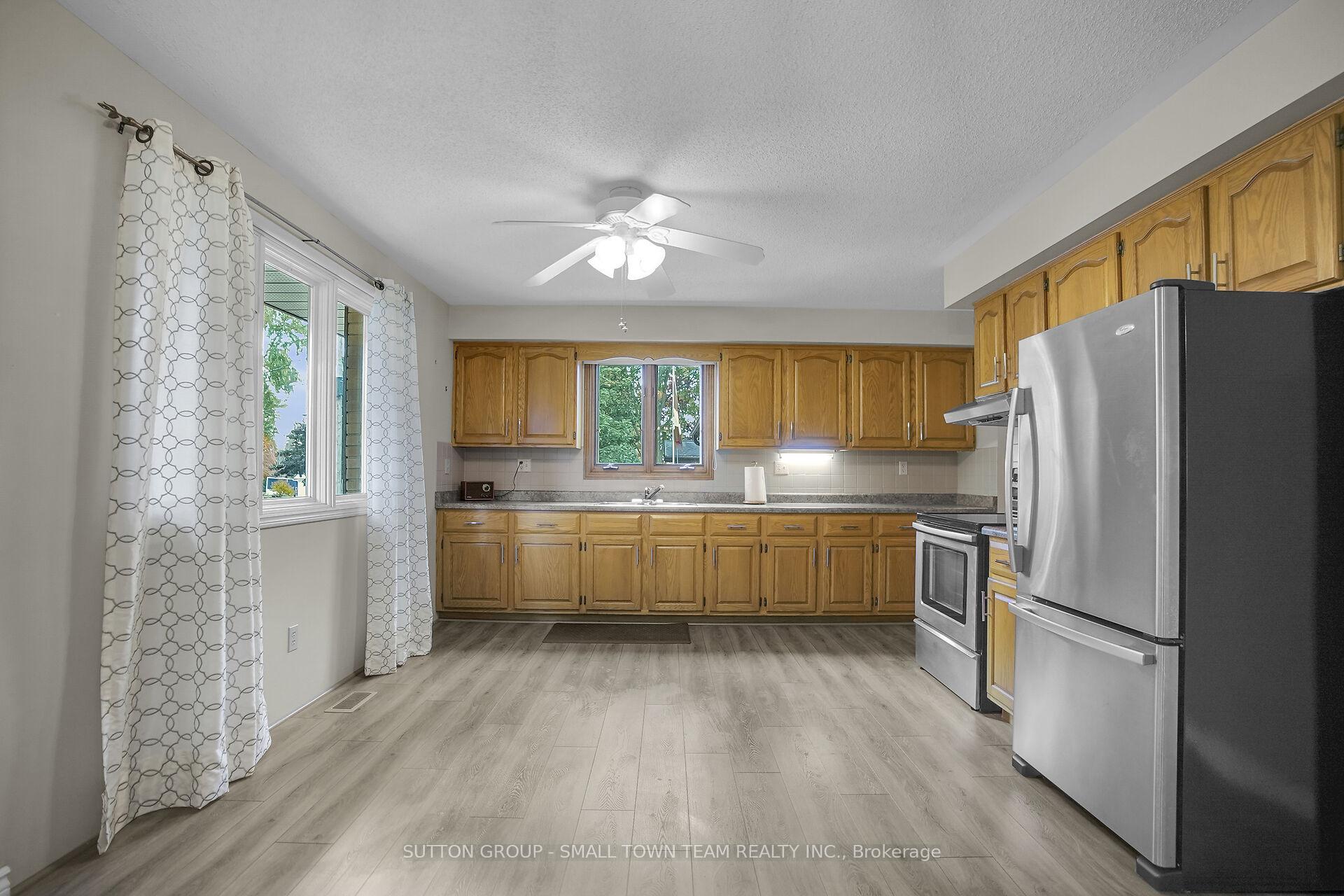 Photo 11 of 110 John Street W, South Huron, Exeter — HOMEH