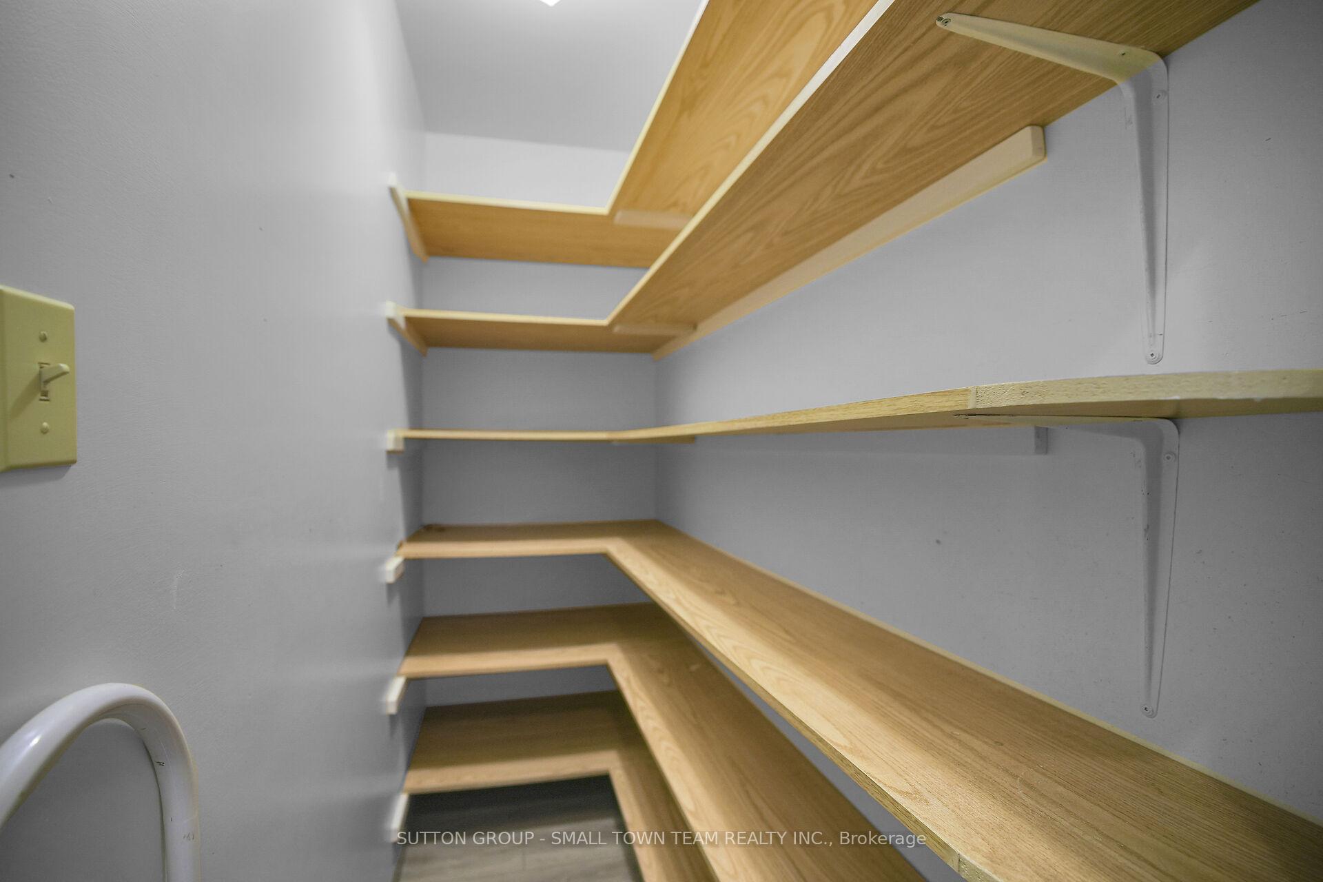 Photo 15 of 110 John Street W, South Huron, Exeter — HOMEH