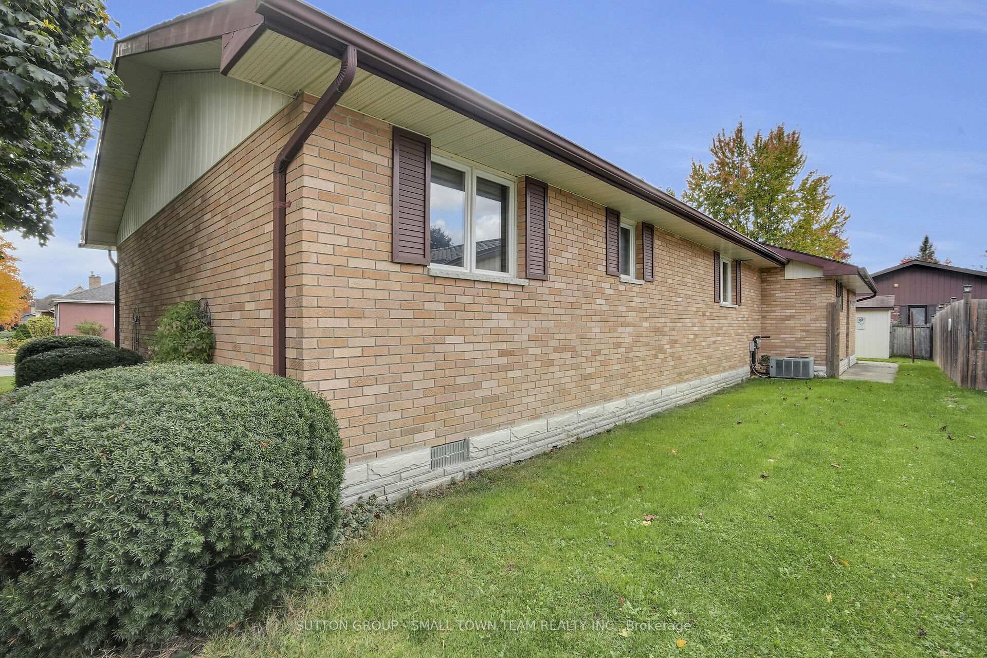 Photo 28 of 110 John Street W, South Huron, Exeter — HOMEH