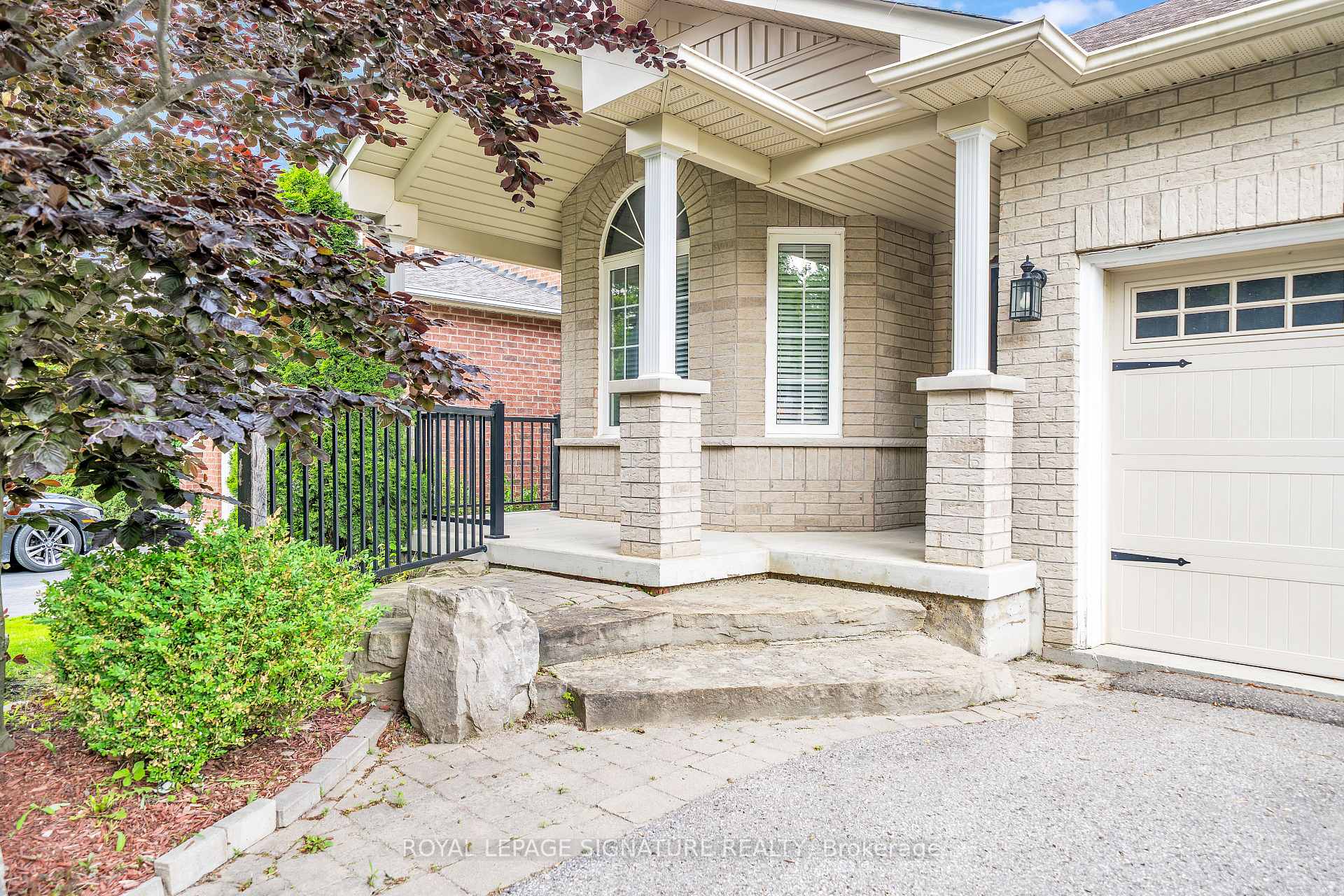 Photo 4 of 233 Union Street, Scugog, Port Perry — HOMEH