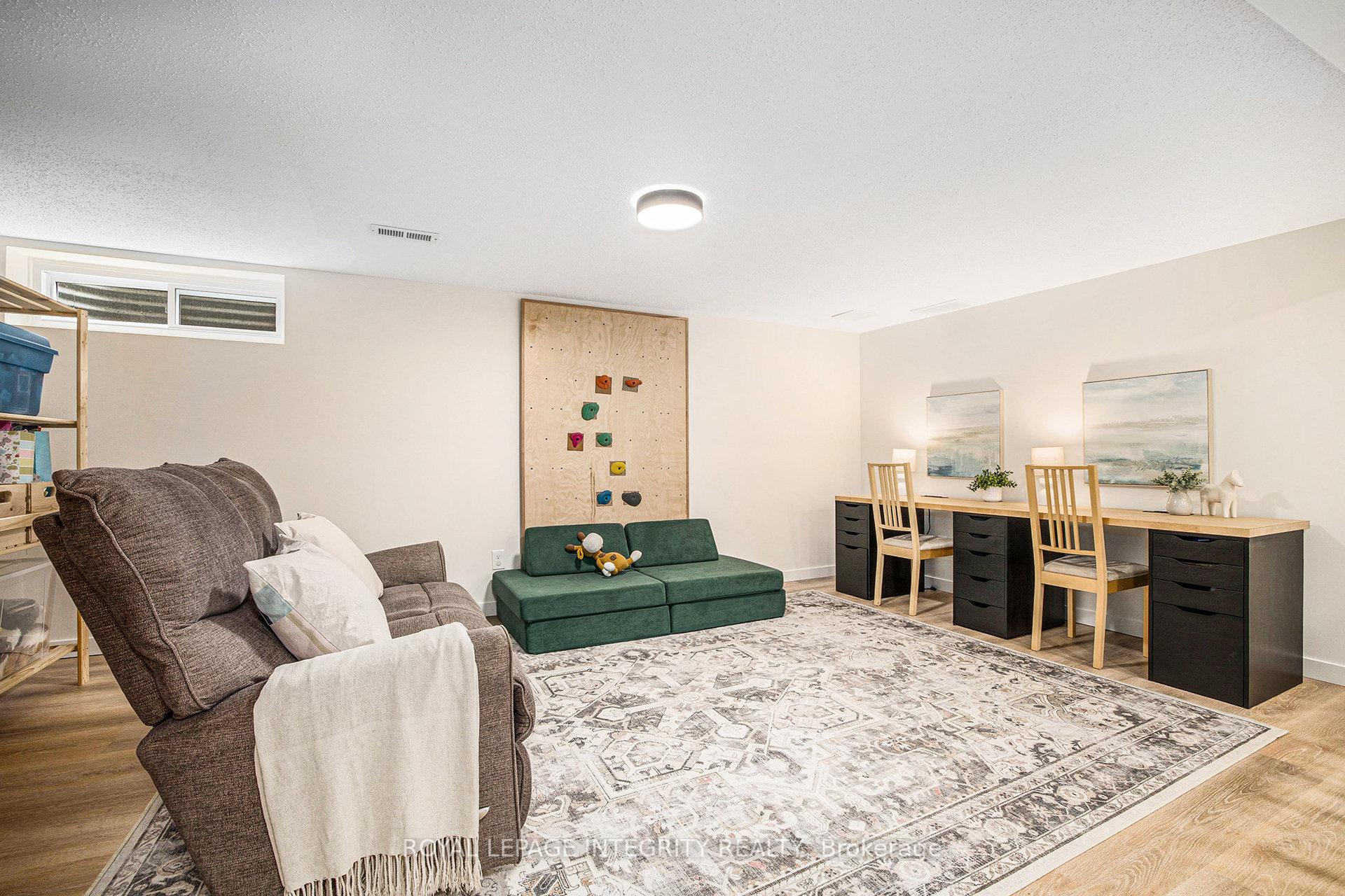 Photo 20 of 135 Monterey Drive, Ottawa, Leslie Park — HOMEH