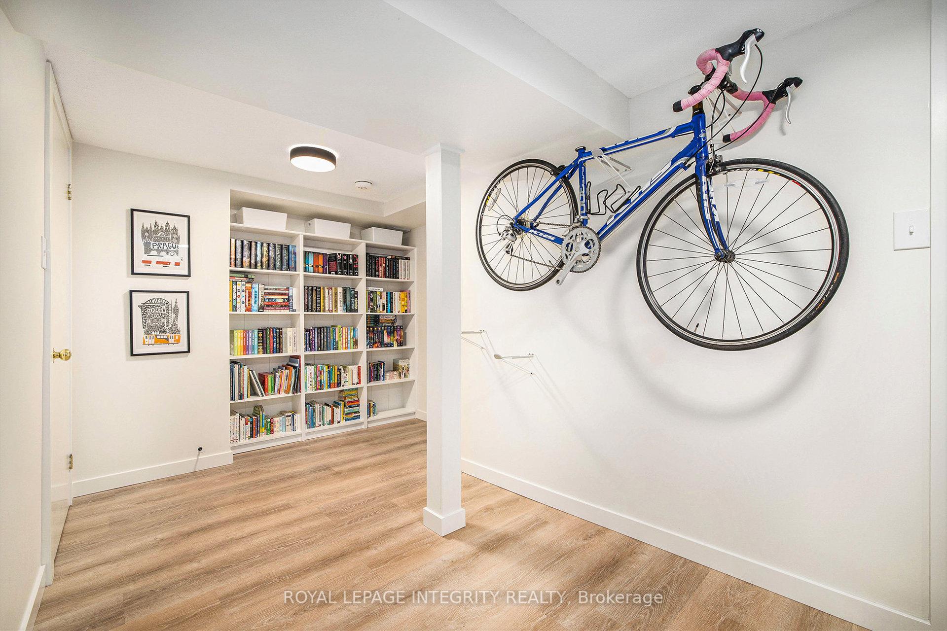Photo 22 of 135 Monterey Drive, Ottawa, Leslie Park — HOMEH