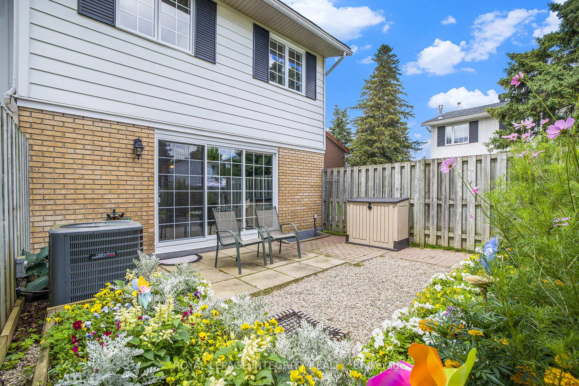 Photo 26 of 135 Monterey Drive, Ottawa, Leslie Park — HOMEH