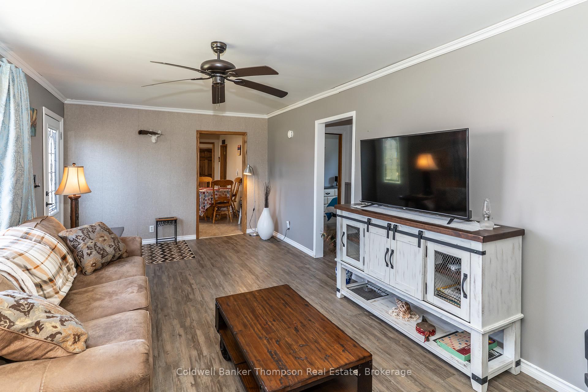 Photo 11 of 45 Lake Street, South Algonquin — HOMEH