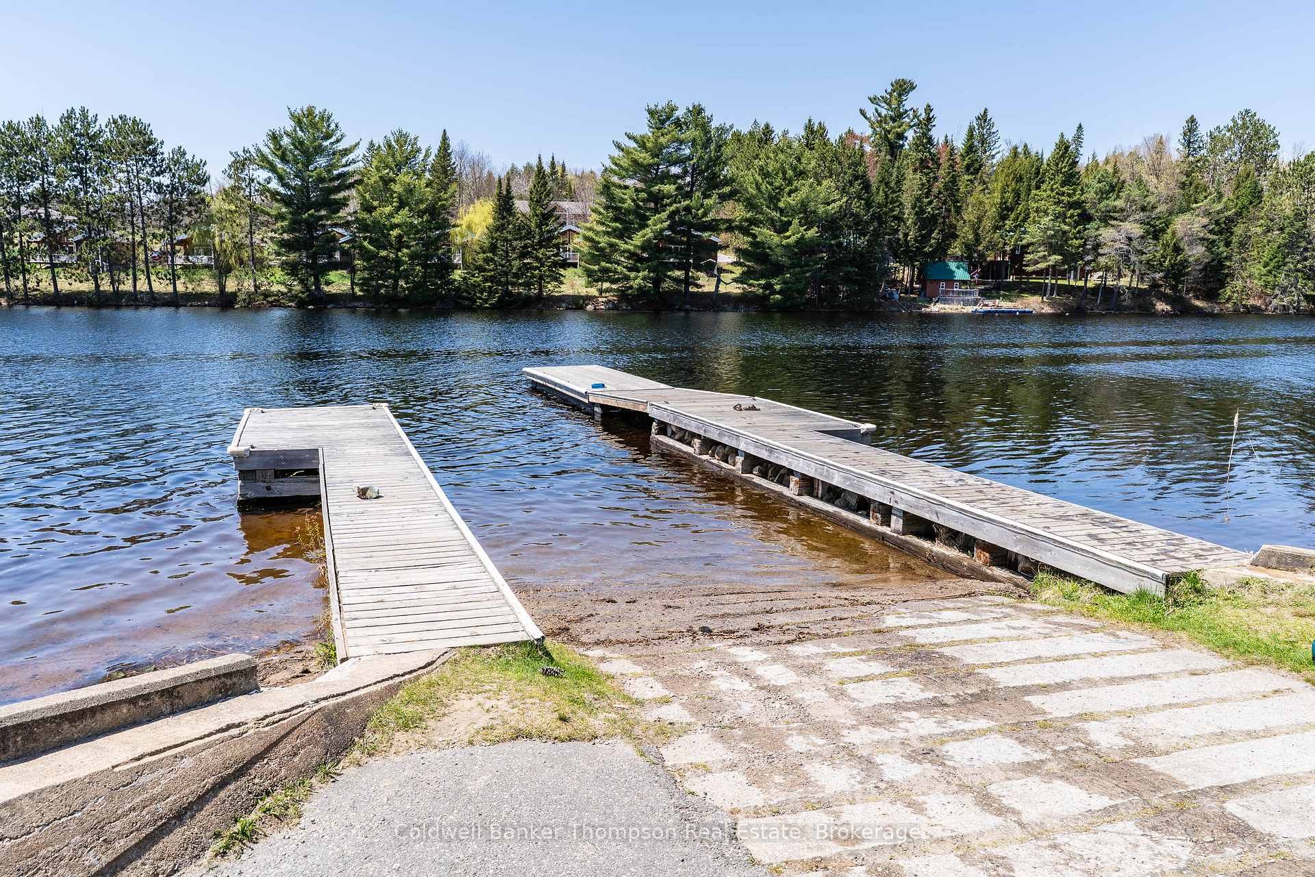 Photo 25 of 45 Lake Street, South Algonquin — HOMEH