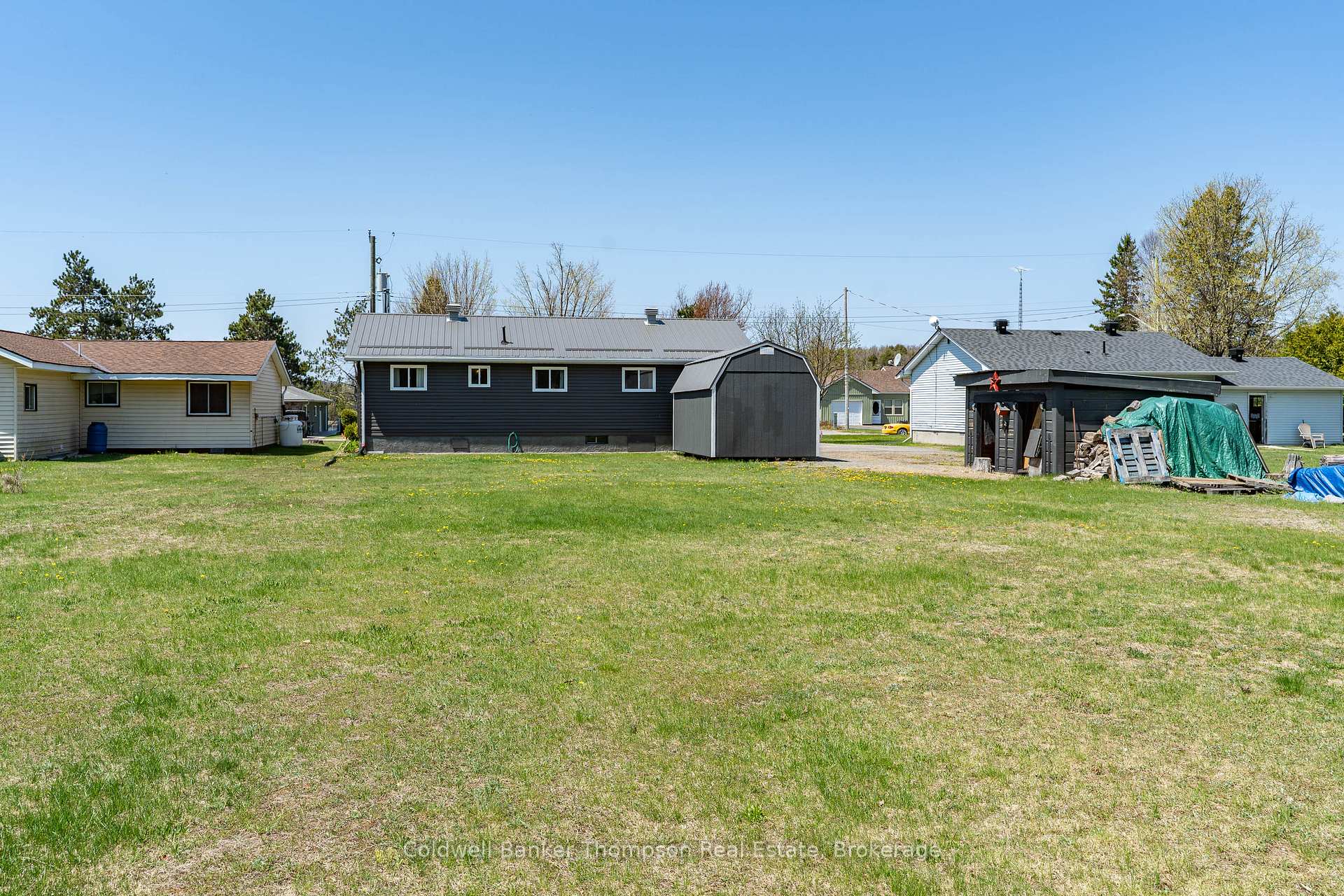 Photo 34 of 45 Lake Street, South Algonquin — HOMEH