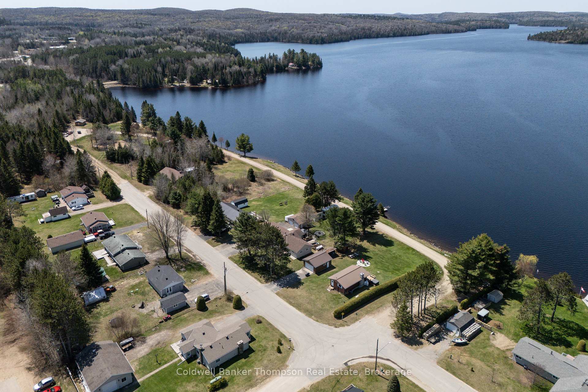 Photo 38 of 45 Lake Street, South Algonquin — HOMEH
