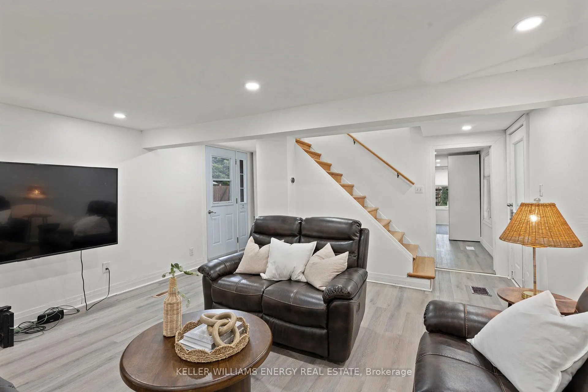 Photo 18 of 30 Pier Street, Scugog, Rural Scugog — HOMEH