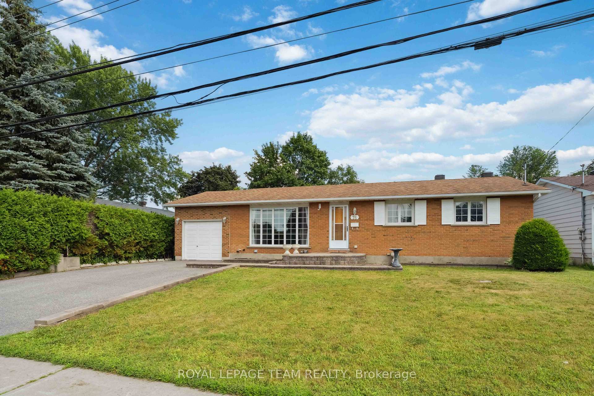 Photo 3 of 76 Knoxdale Road, Ottawa, Manordale — HOMEH
