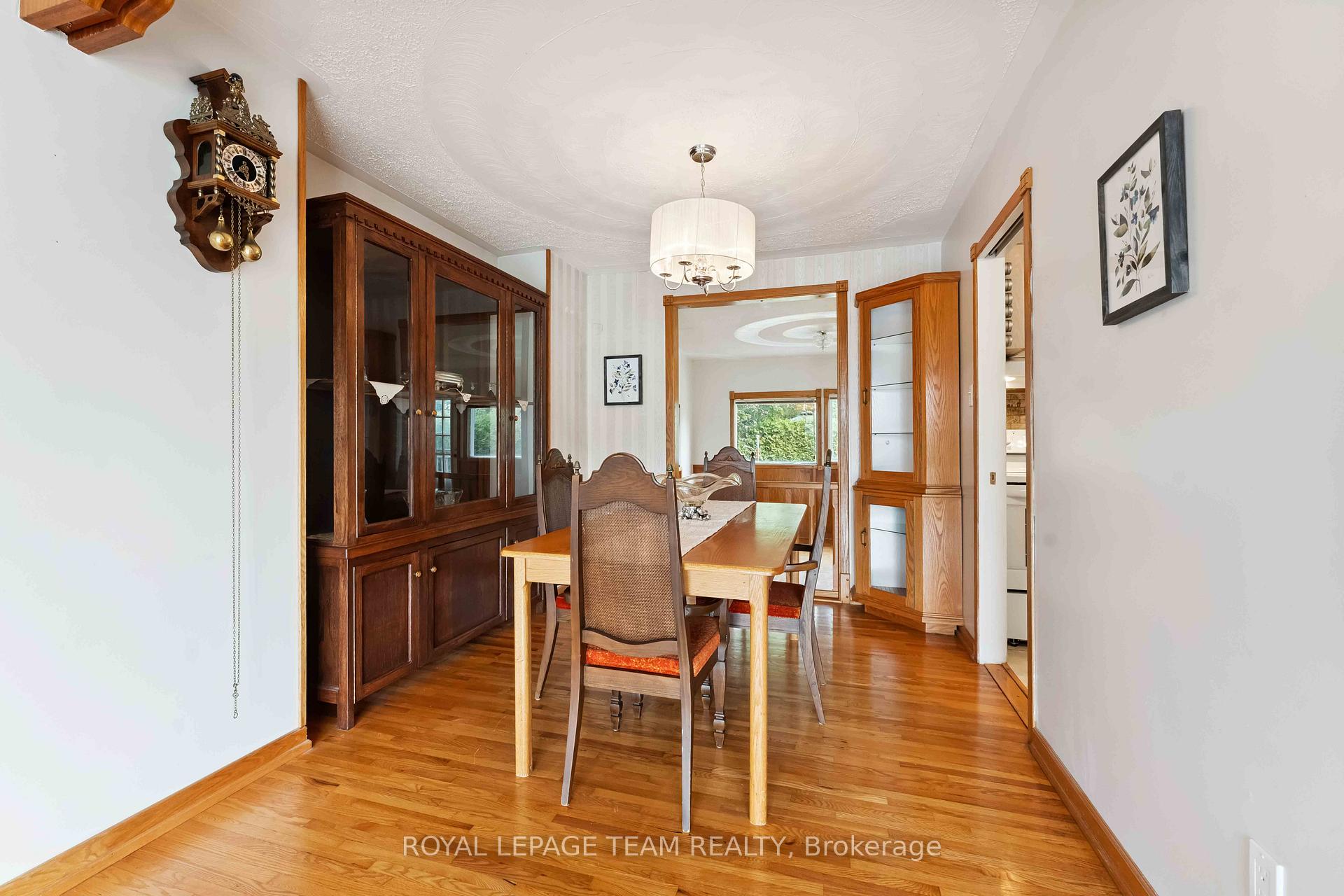 Photo 8 of 76 Knoxdale Road, Ottawa, Manordale — HOMEH