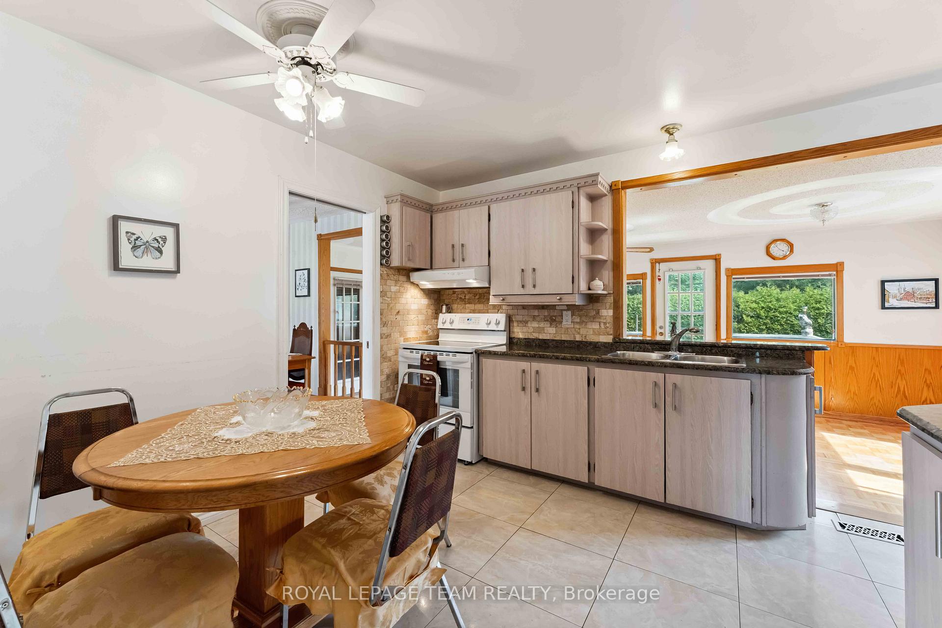 Photo 12 of 76 Knoxdale Road, Ottawa, Manordale — HOMEH