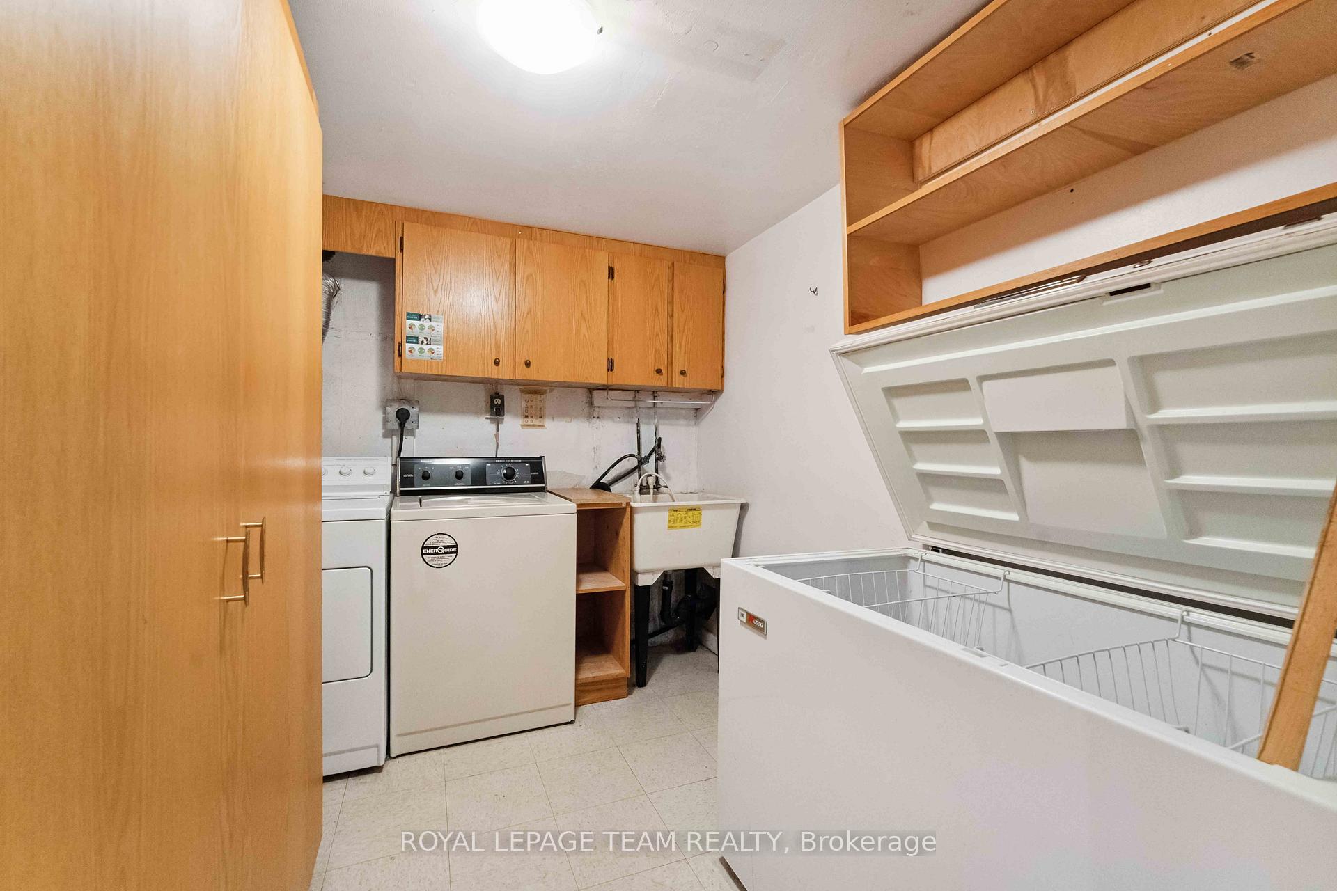 Photo 31 of 76 Knoxdale Road, Ottawa, Manordale — HOMEH