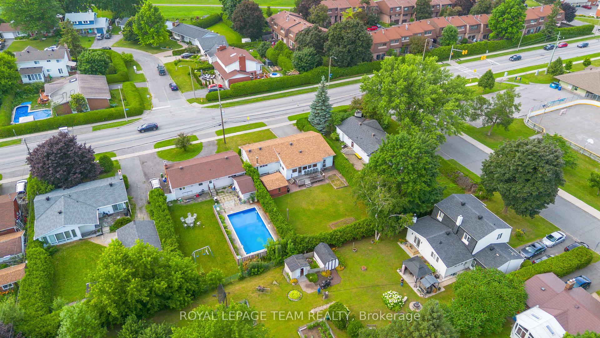 Photo 40 of 76 Knoxdale Road, Ottawa, Manordale — HOMEH