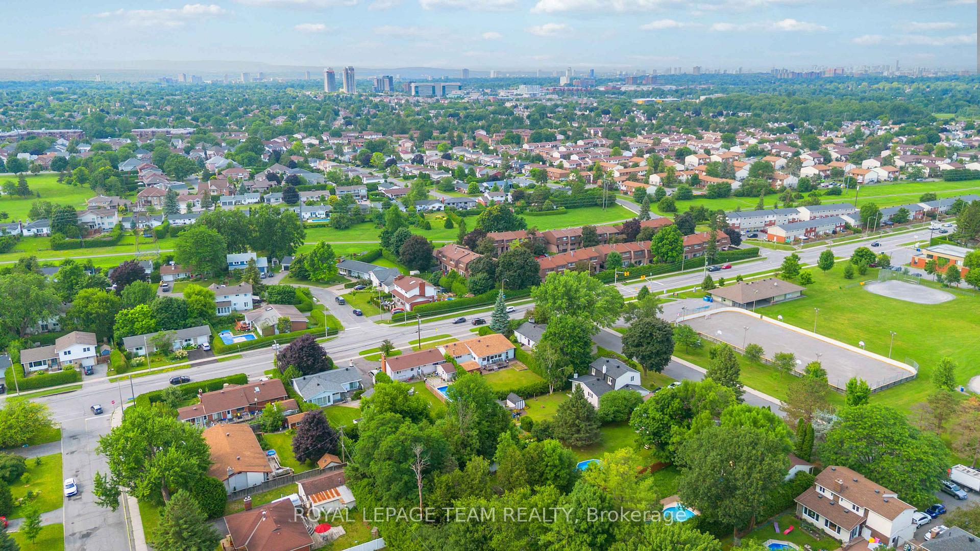 Photo 41 of 76 Knoxdale Road, Ottawa, Manordale — HOMEH