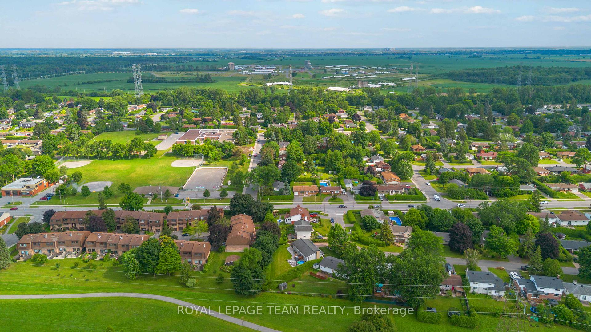 Photo 45 of 76 Knoxdale Road, Ottawa, Manordale — HOMEH