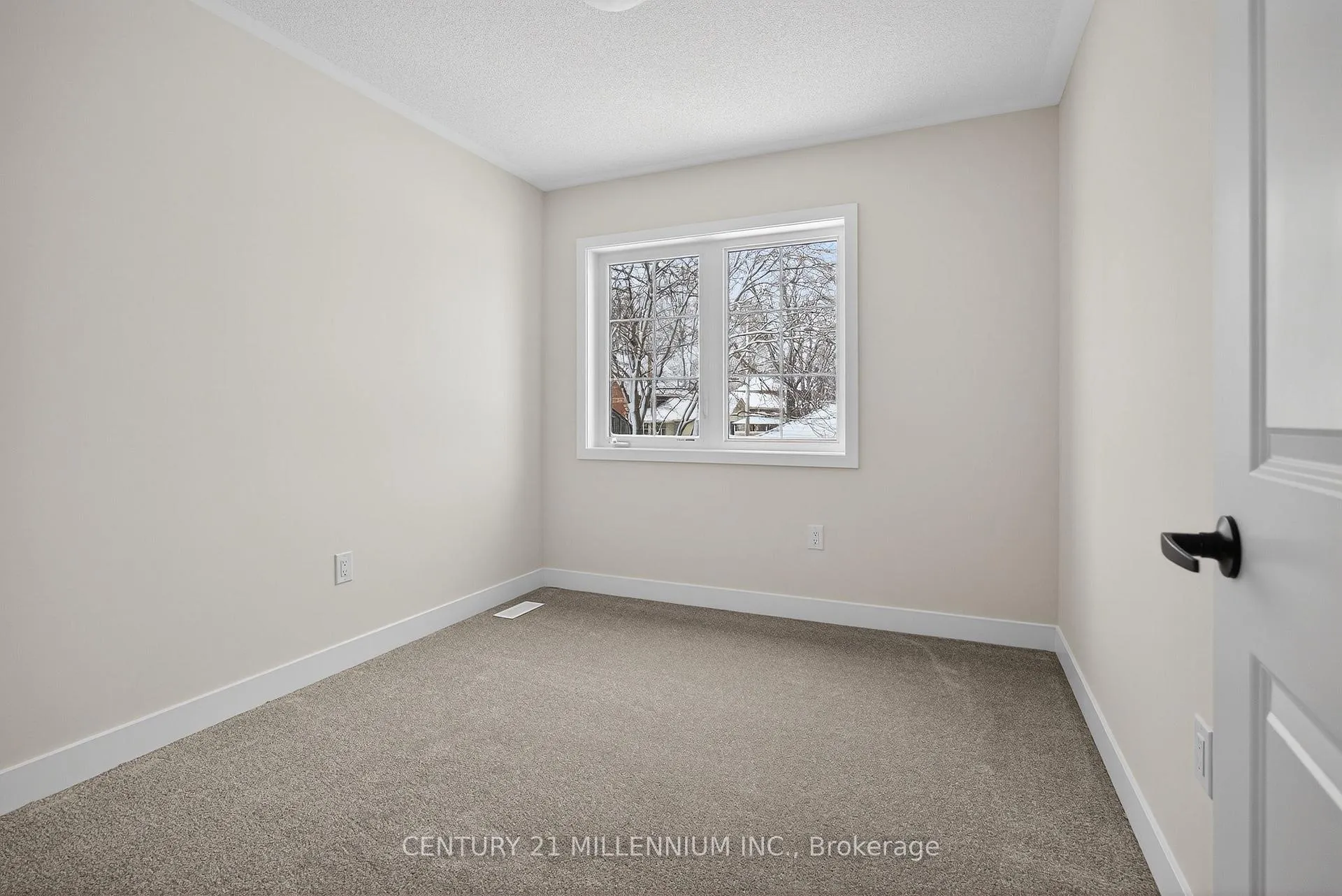 Photo 9 of 104 Walden Drive, Shelburne — HOMEH