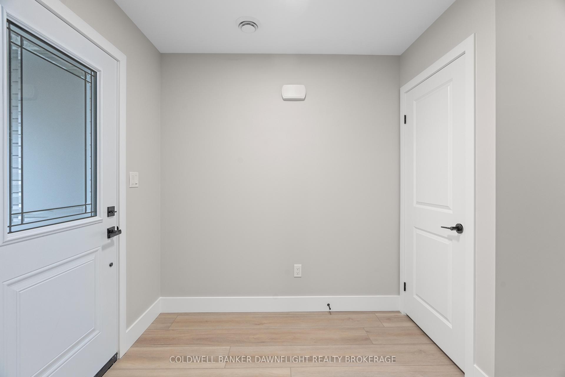 Photo 5 of 111 Victoria Avenue E, South Huron, Stephen — HOMEH