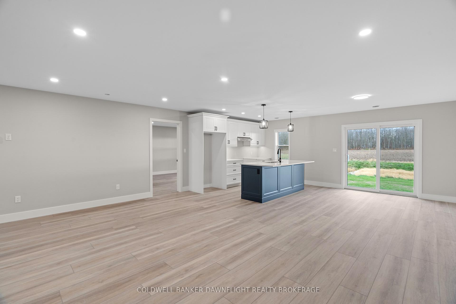 Photo 16 of 111 Victoria Avenue E, South Huron, Stephen — HOMEH