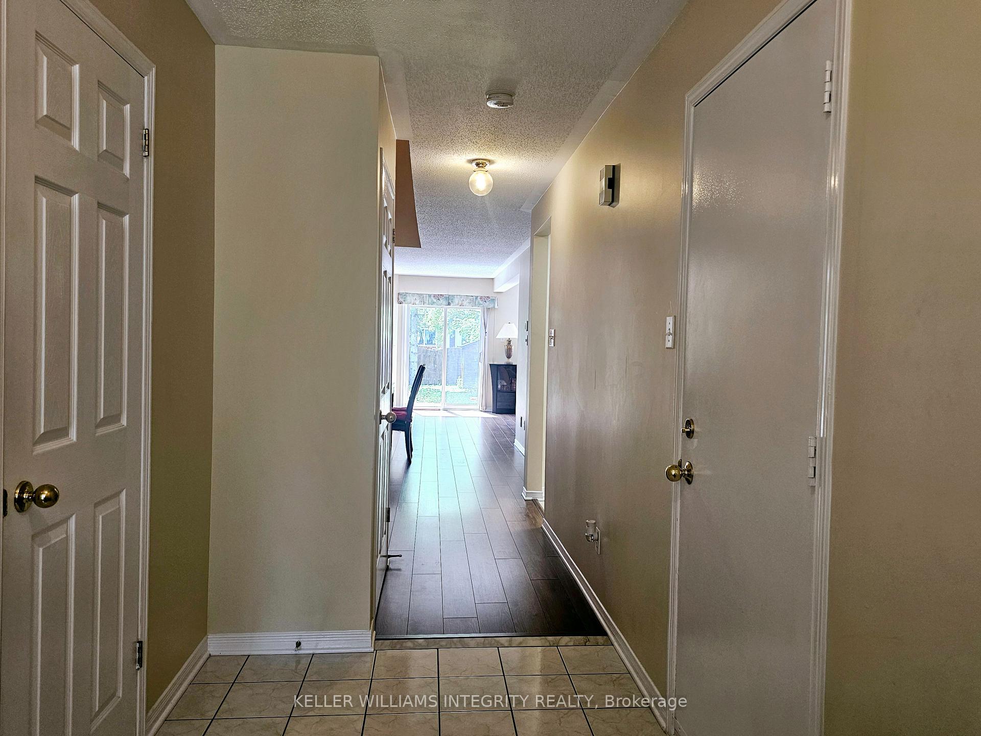 Photo 4 of 36 Thornbury Crescent, Ottawa, Centrepointe — HOMEH